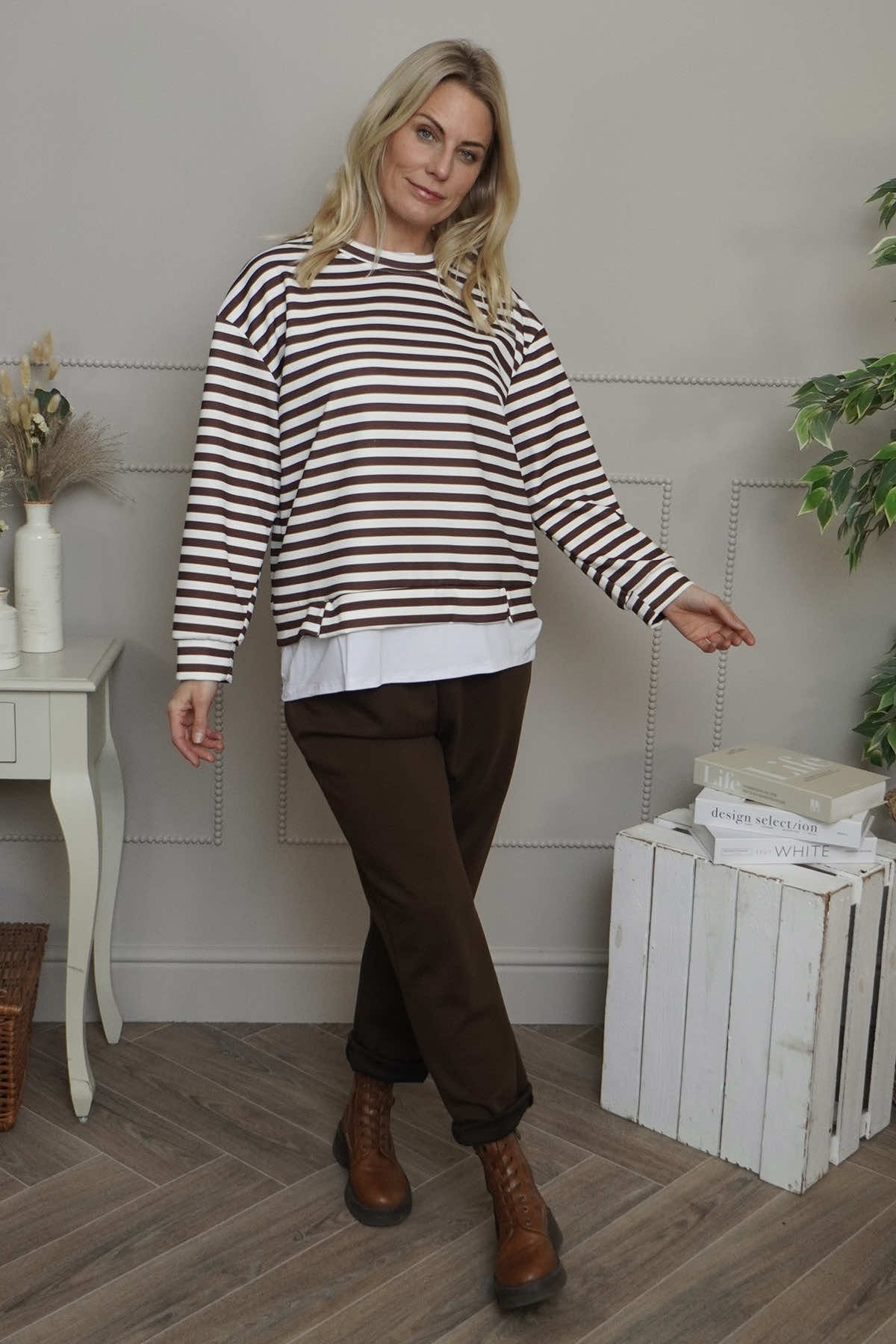 Capricia Stripe Top Cocoa