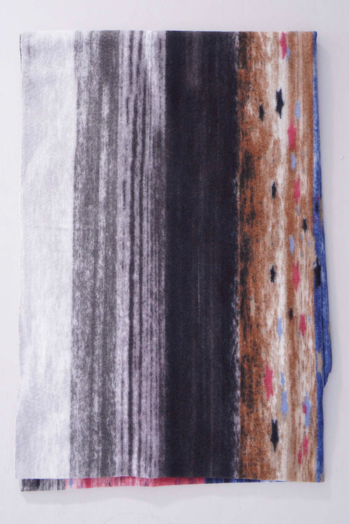 Sorren Scarf Black - Image 3
