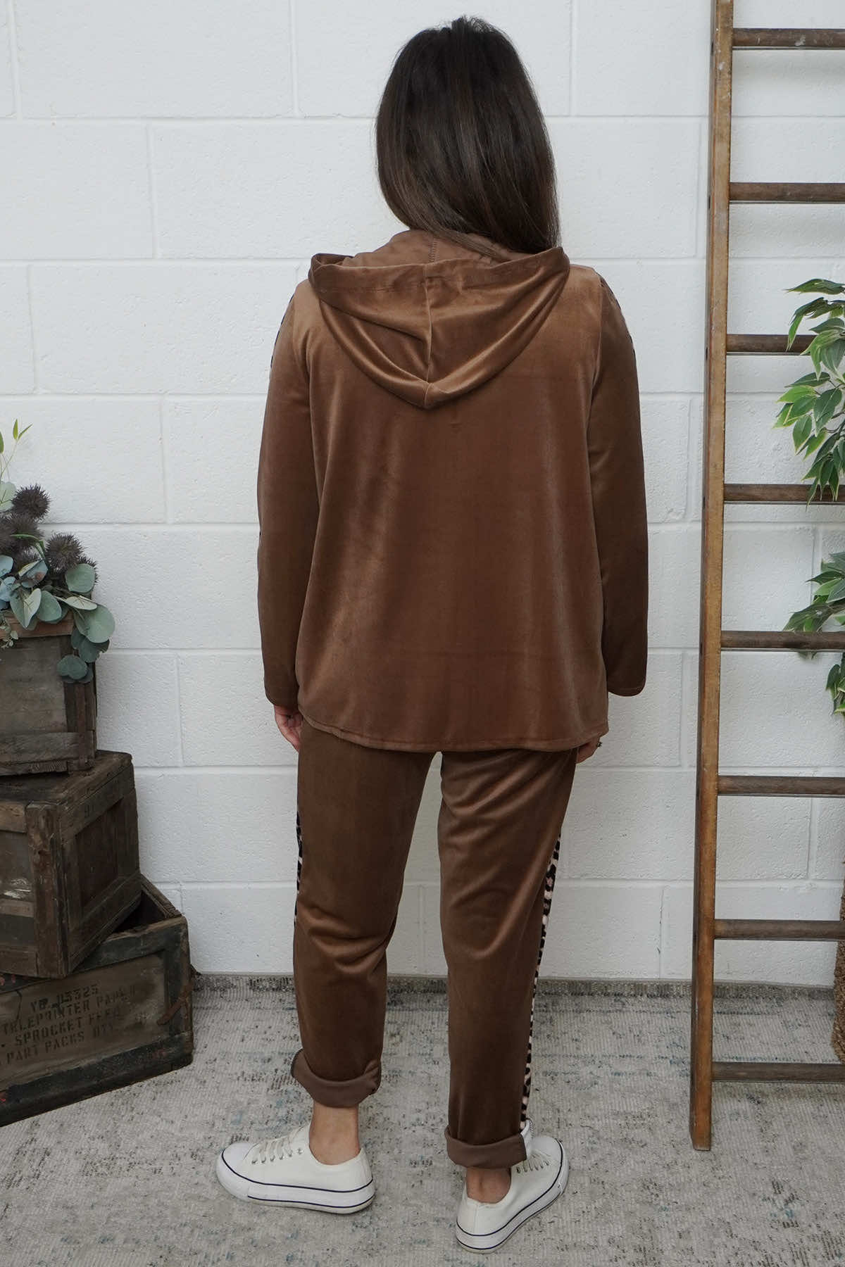 Rochelle Leopard Zip Hooded Top Nutmeg