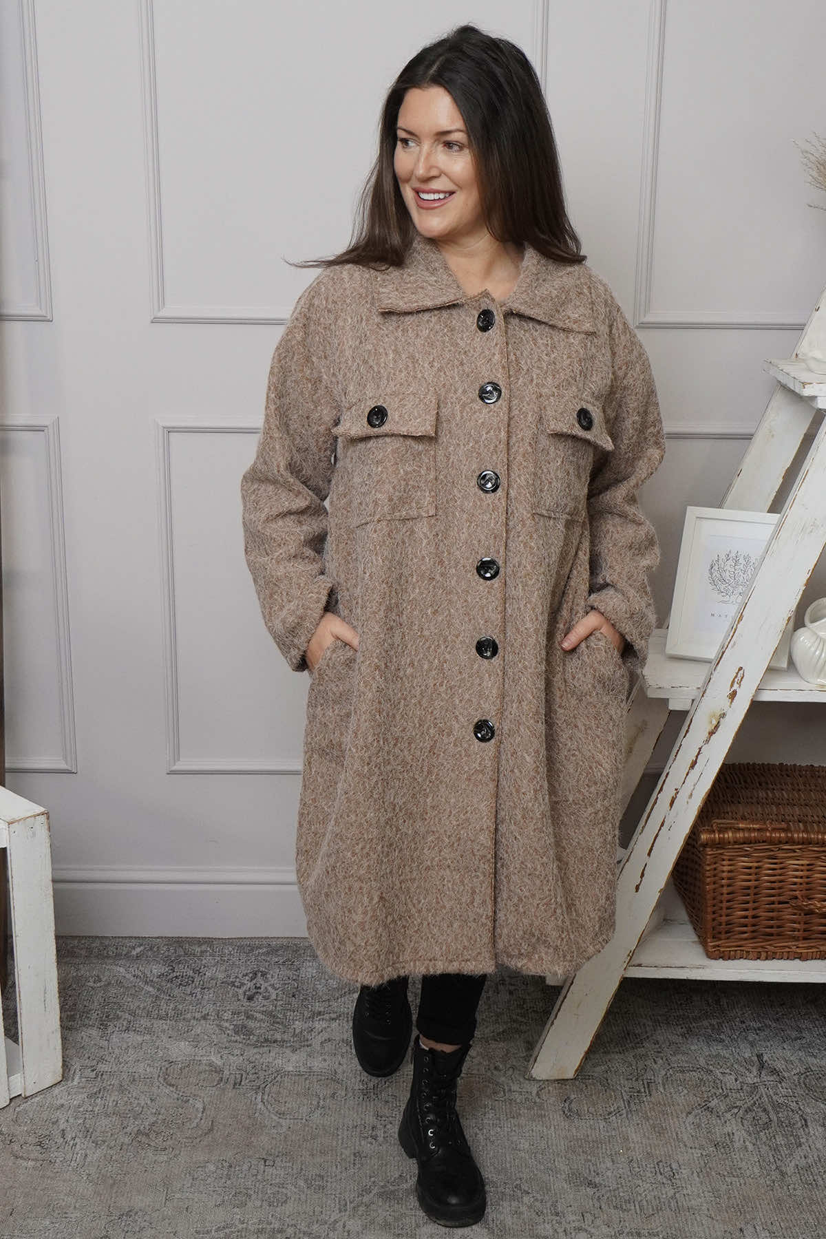 Chrysanta Coat Camel