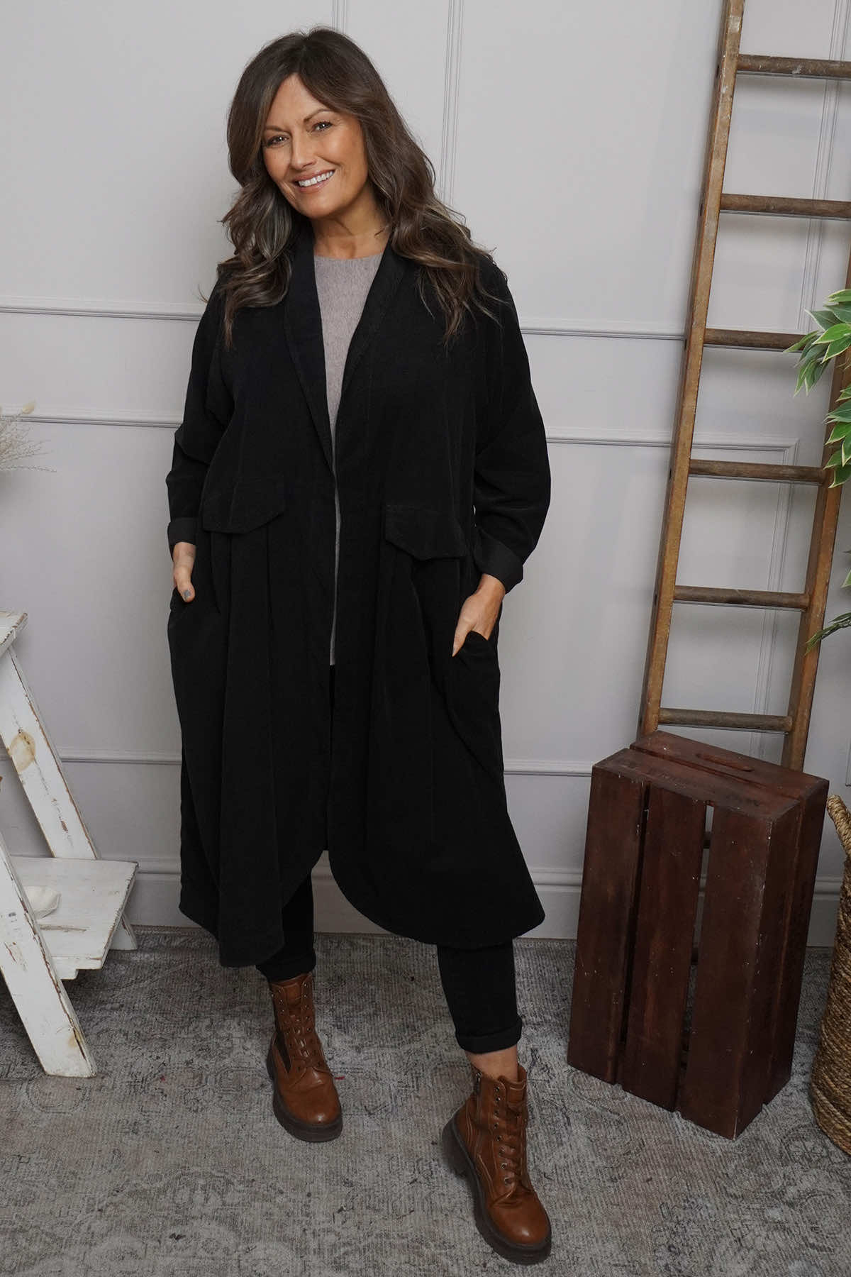 Kapri Needlecord Jacket Black