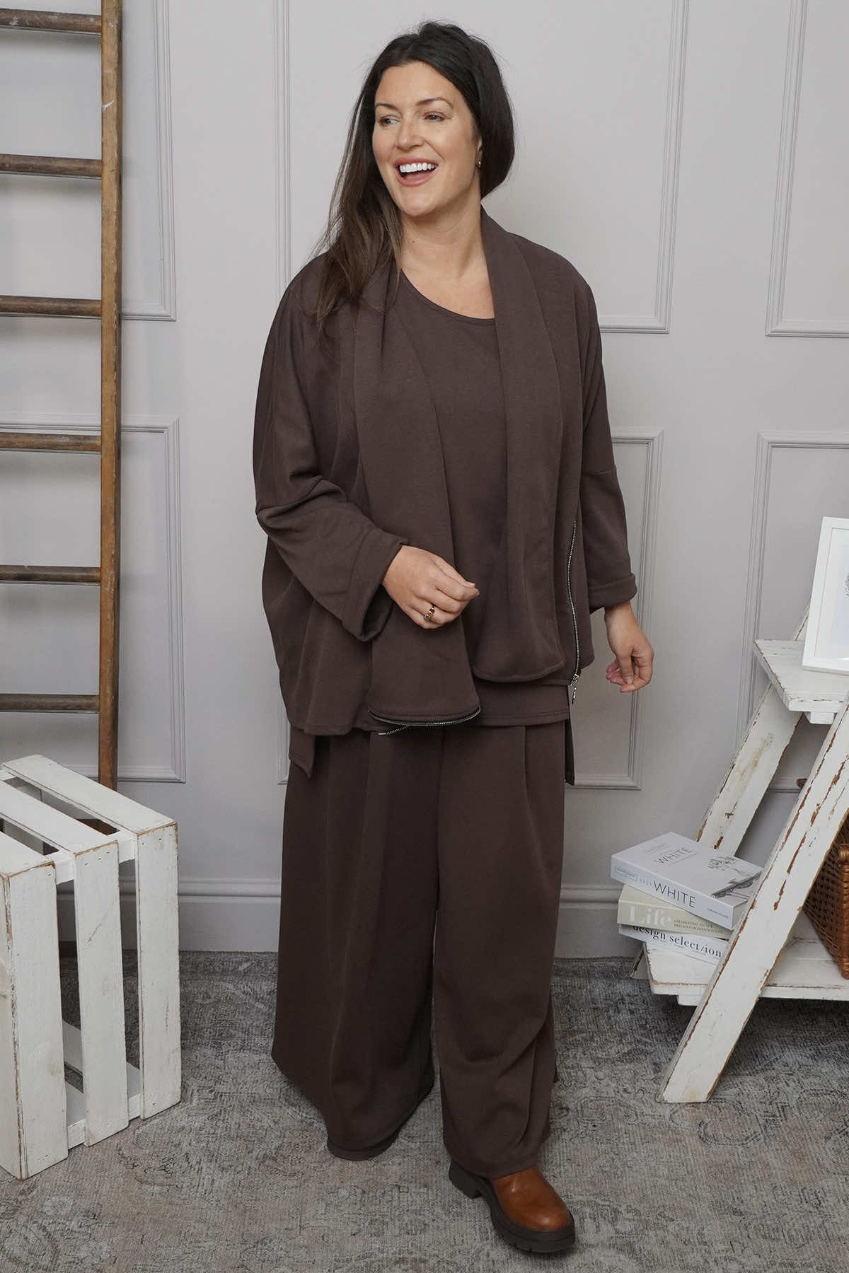 Charla Dipped Hem Cotton Top Cocoa