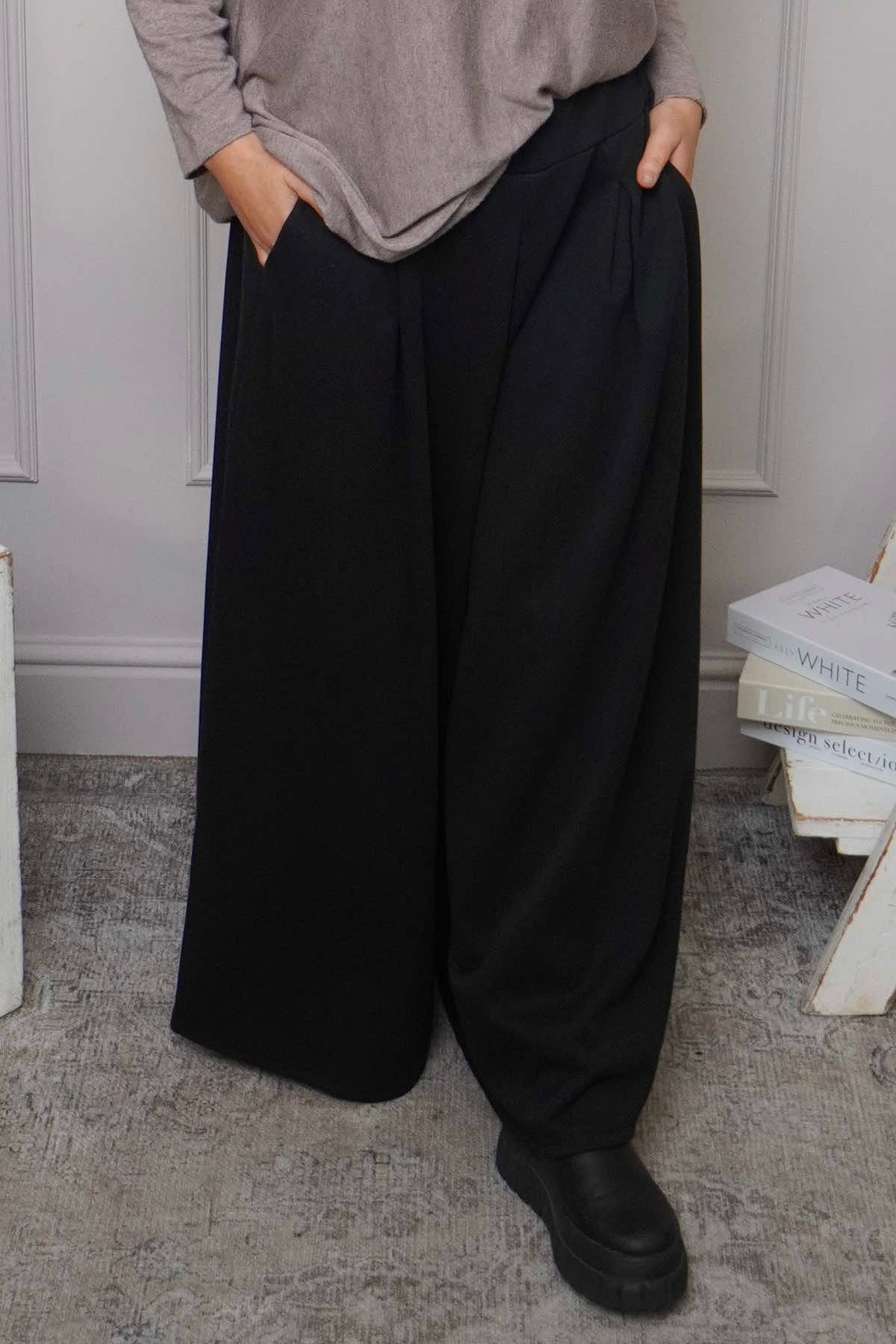 Trish Wide Leg Cotton Trousers Black