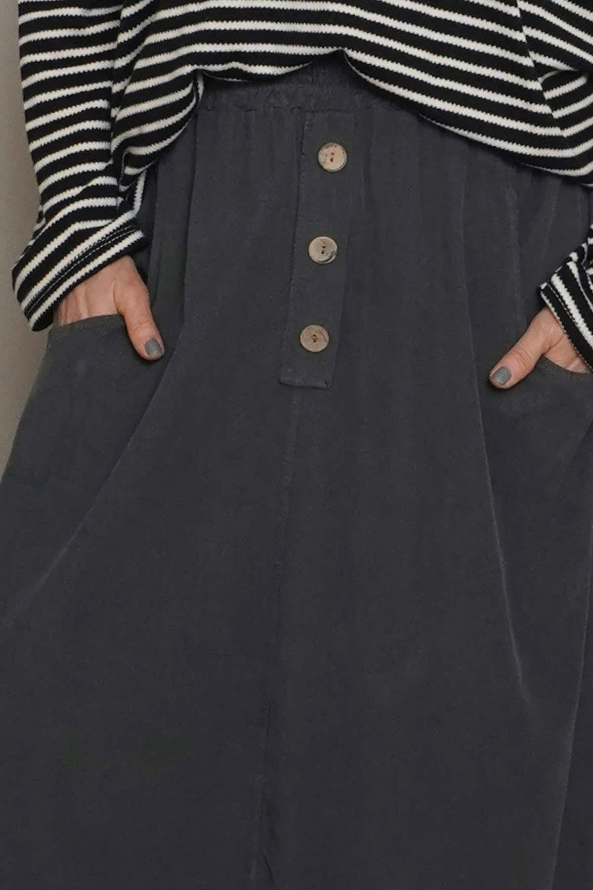 Zinnia Needlecord Skirt Charcoal