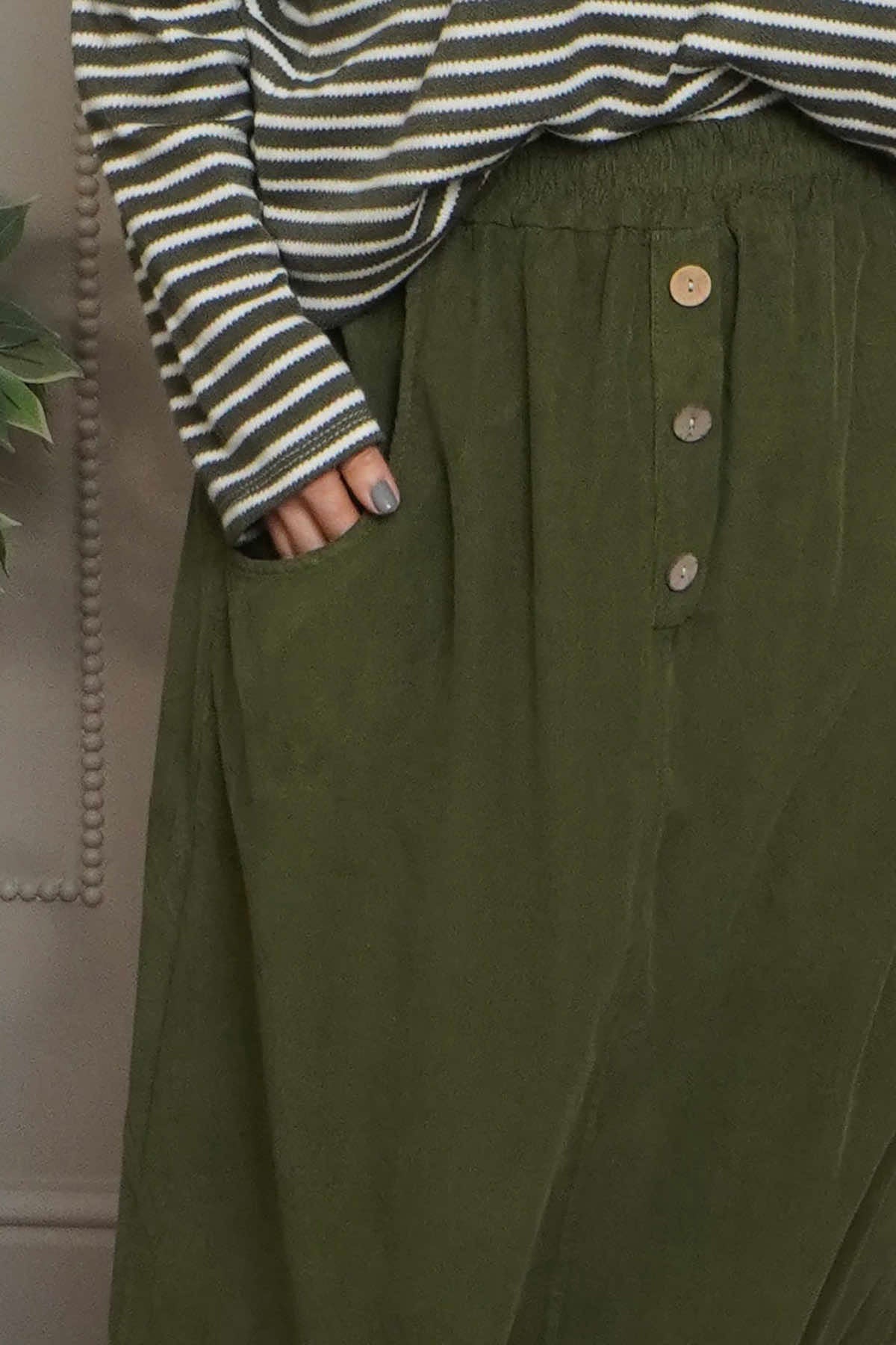 Zinnia Needlecord Skirt Olive