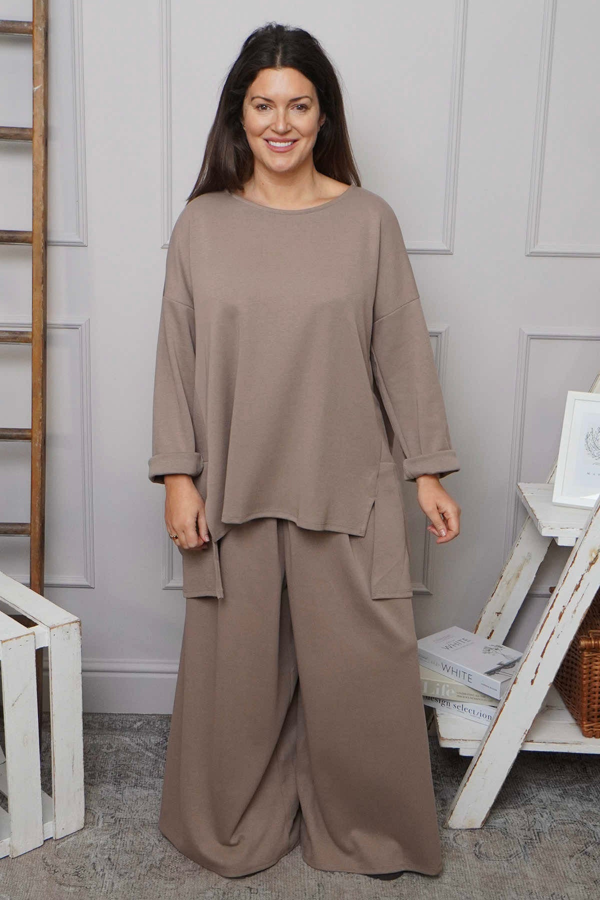 Charla Dipped Hem Cotton Top Mocha