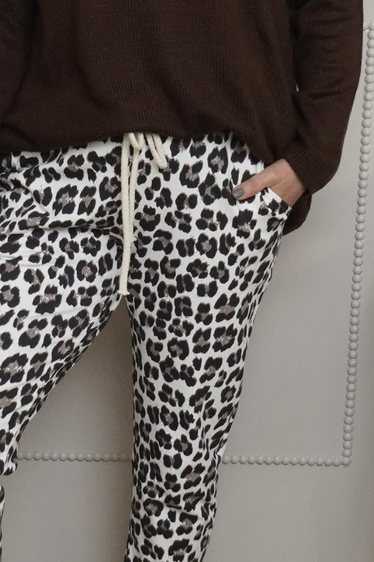 Effie Leopard Print Cotton Joggers White