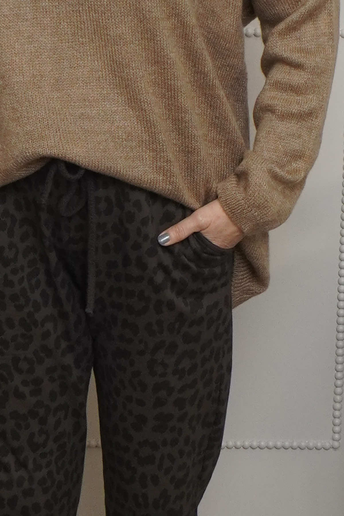 Effie Leopard Print Cotton Joggers Cocoa