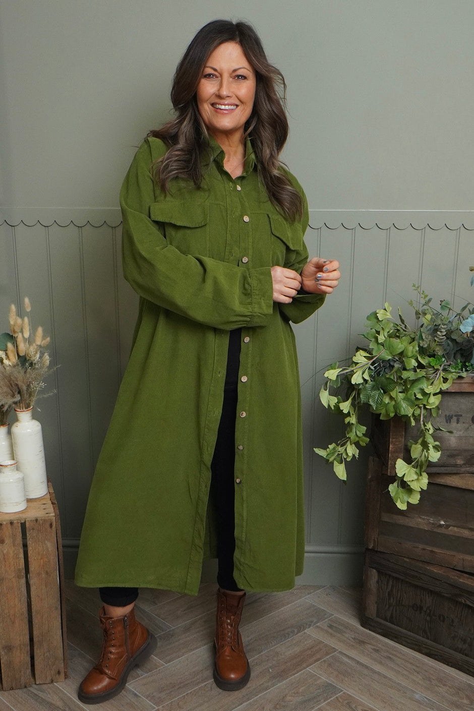 Dezi Needlecord Shirt Dress Olive