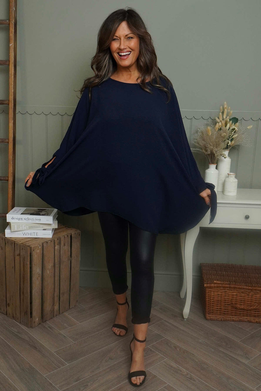 Anette Tie Sleeve Top Navy
