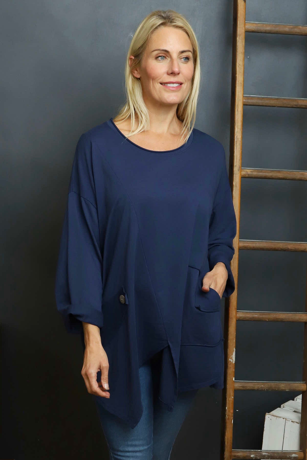 Kelilah Pocket Cotton Top Navy