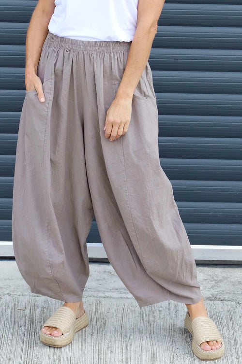 Evelyn Linen Trousers Mocha - Image 3