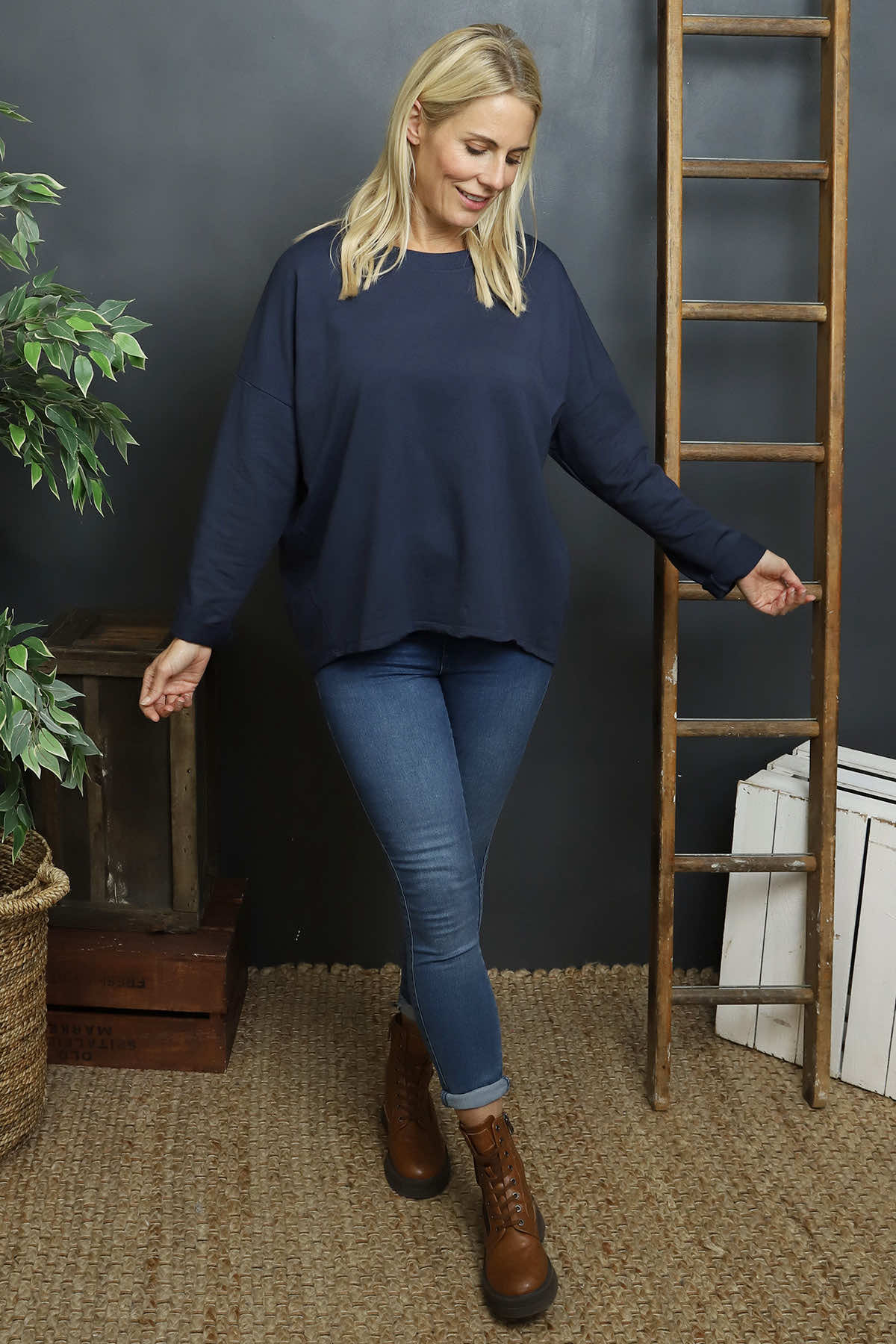 Alora Cotton Top Navy