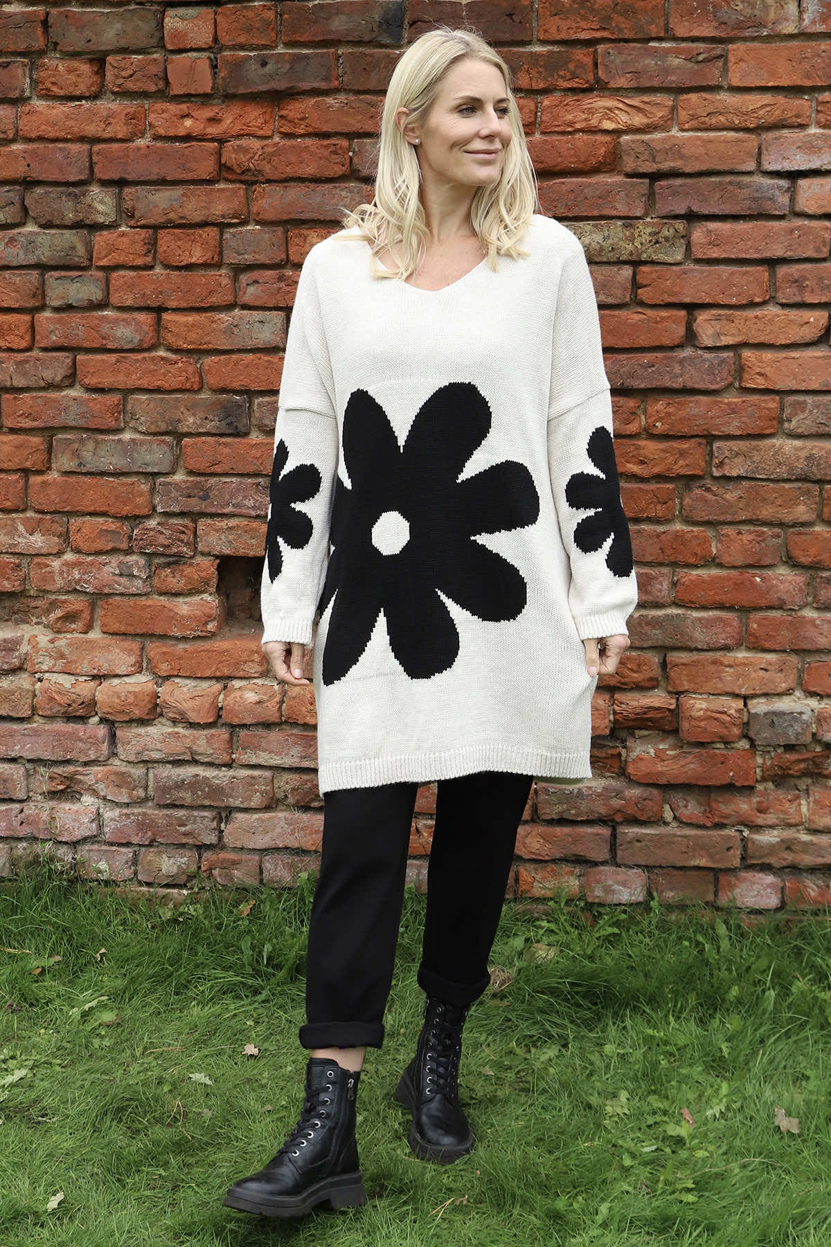 Joan Flower Knitted Jumper Stone