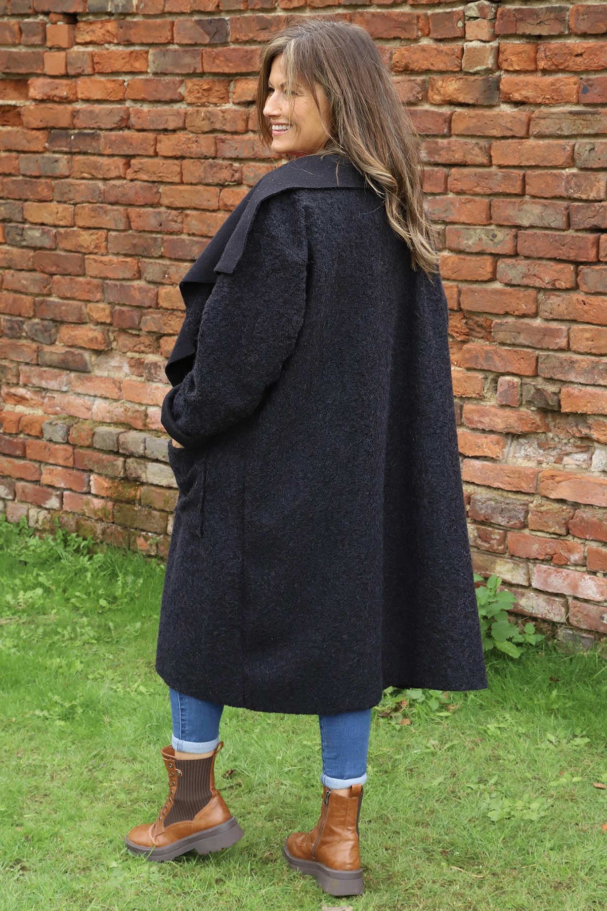Phoebe Coat Black