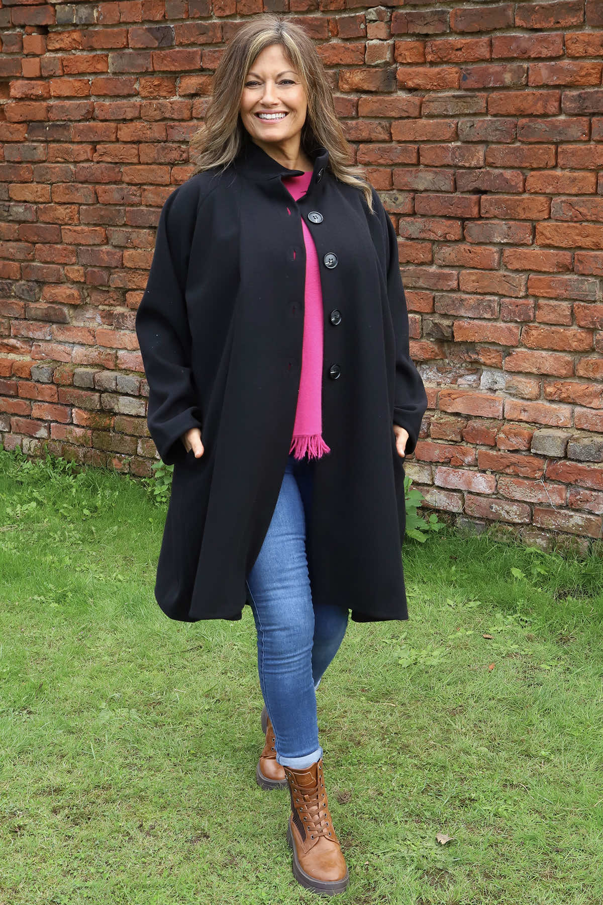 Martina Coat Black