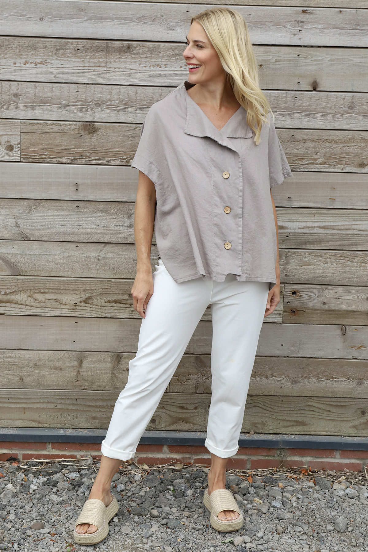 Sabella Linen Shirt Mocha