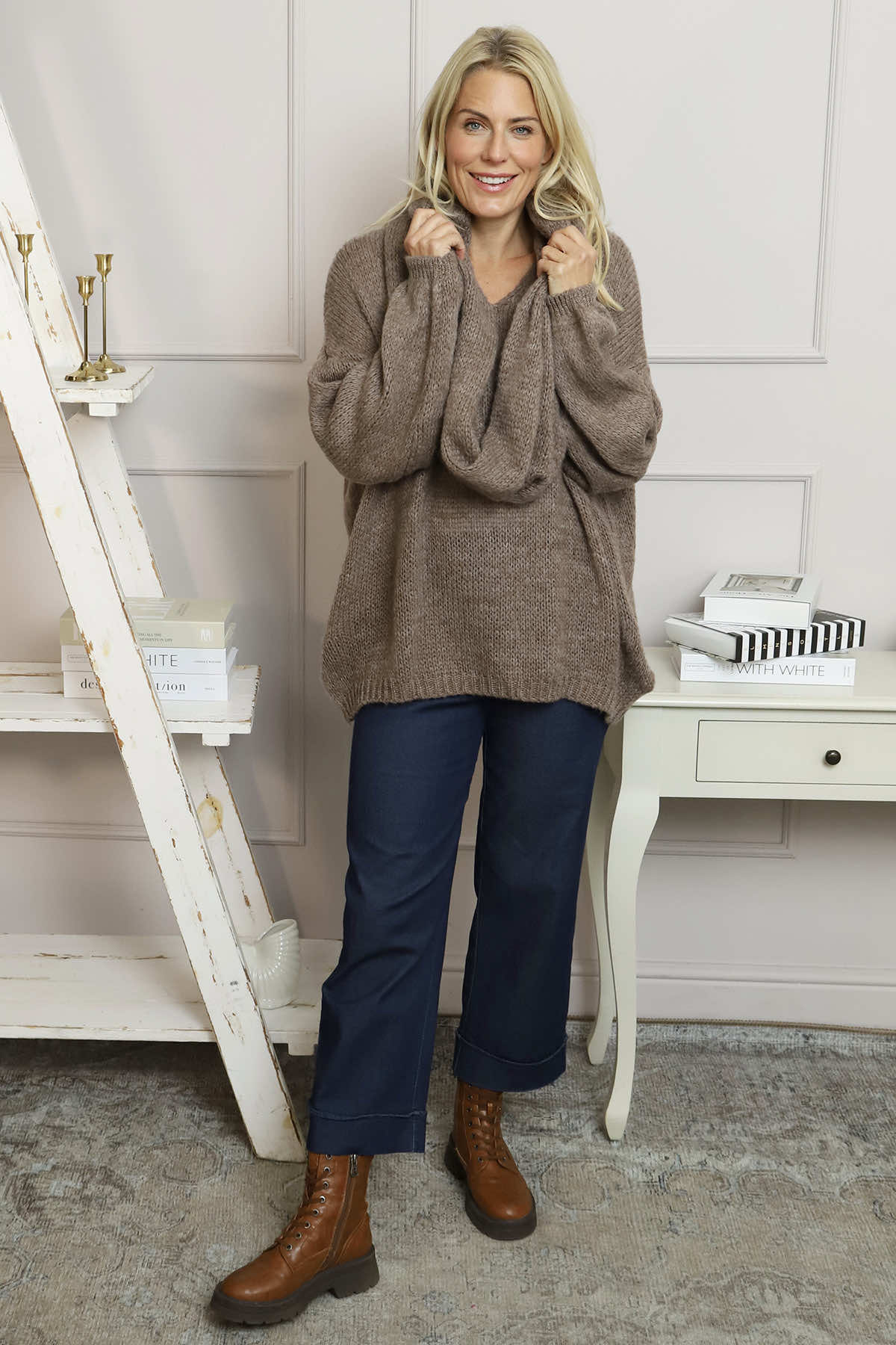 Baylin Scarf Knitted Jumper Mocha