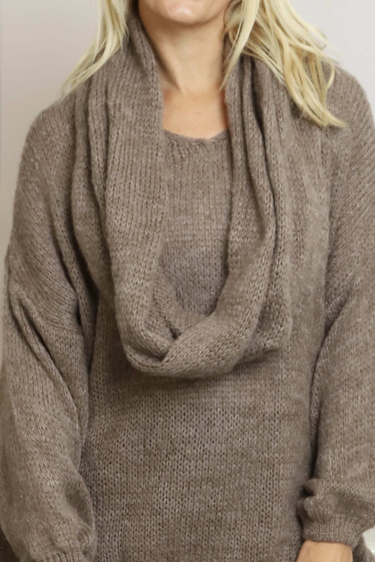 Baylin Scarf Knitted Jumper Mocha