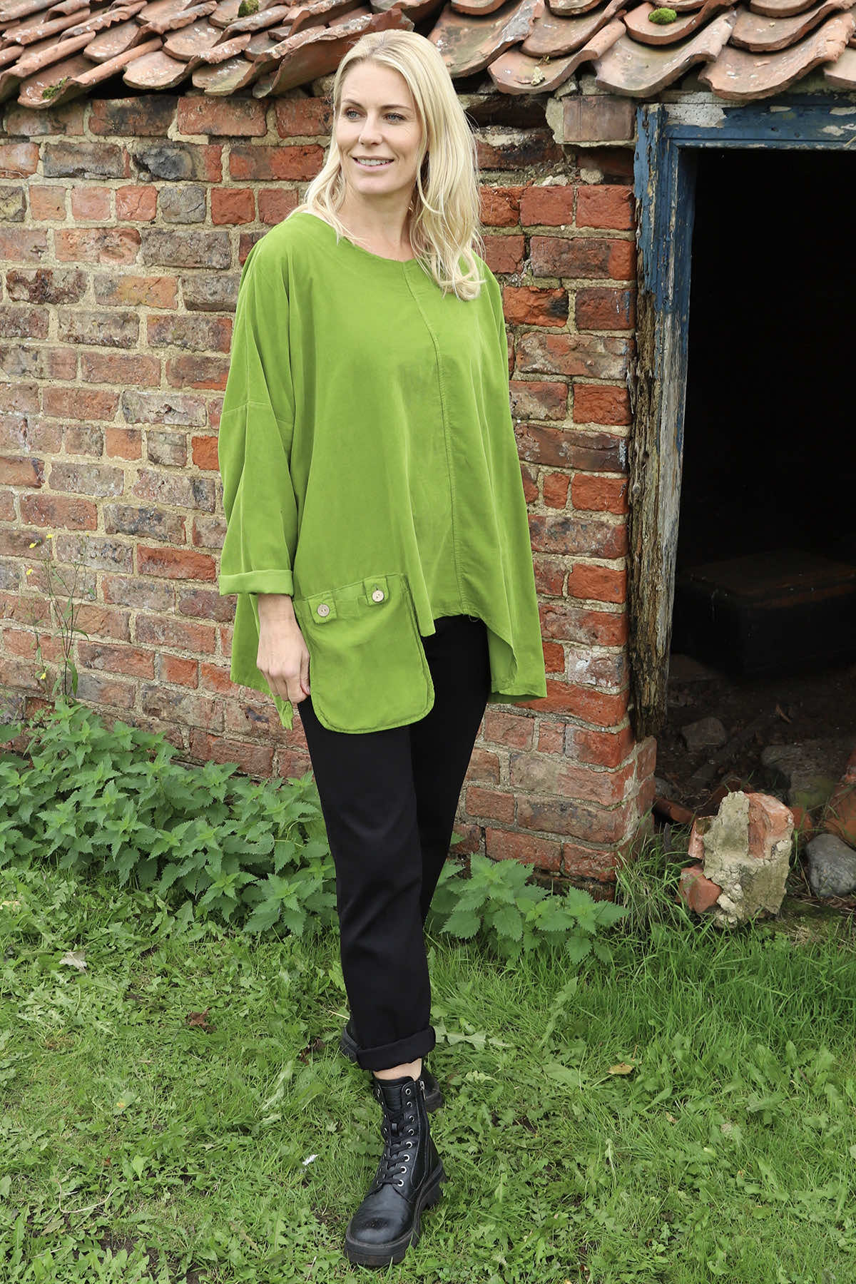 Daisy Needlecord Top Green