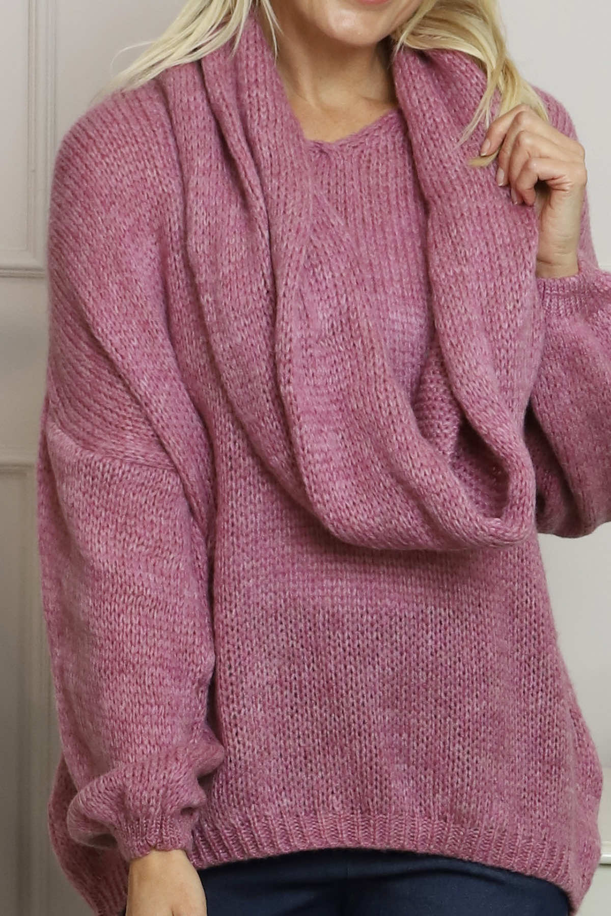 Baylin Scarf Knitted Jumper Pink