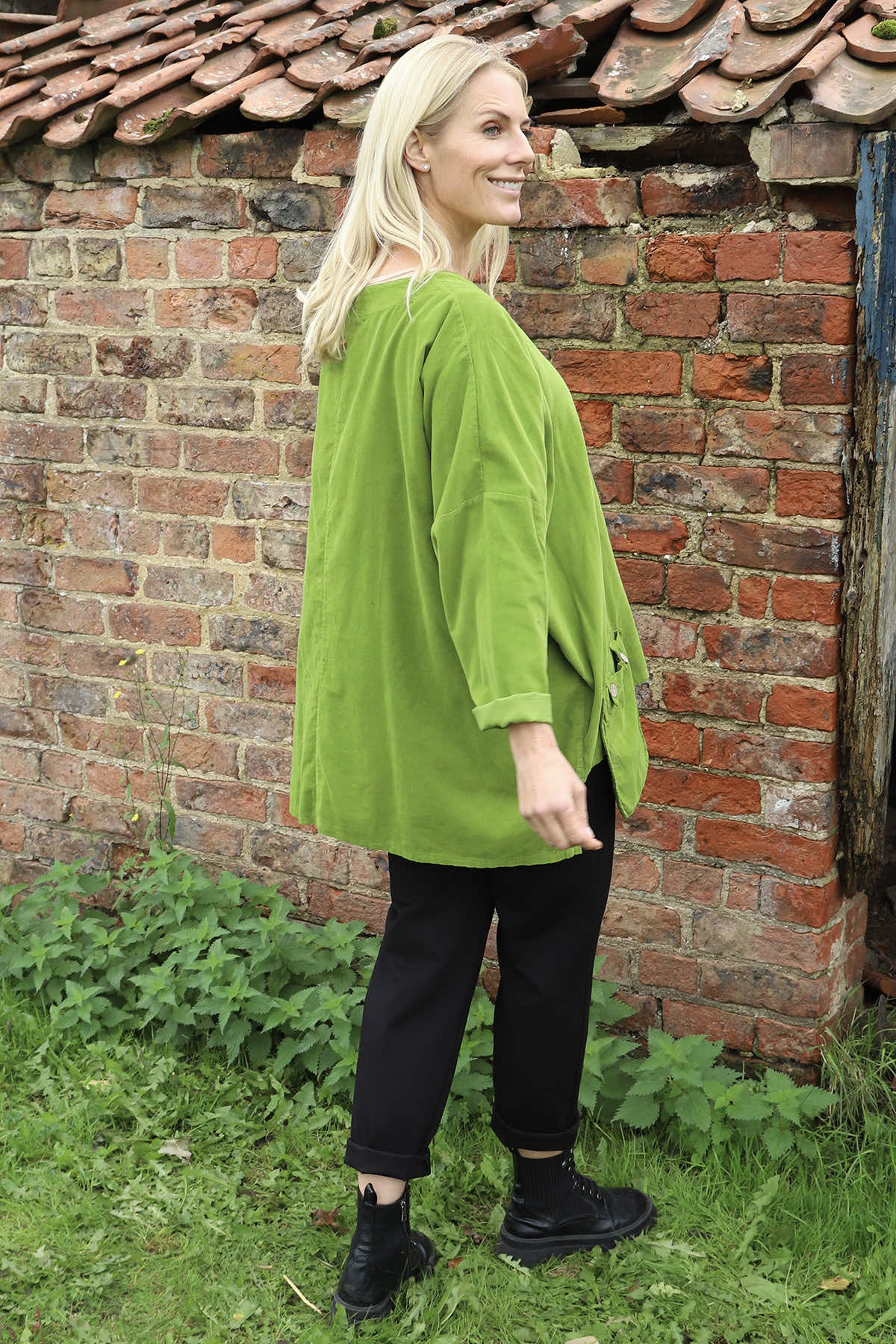Daisy Needlecord Top Green