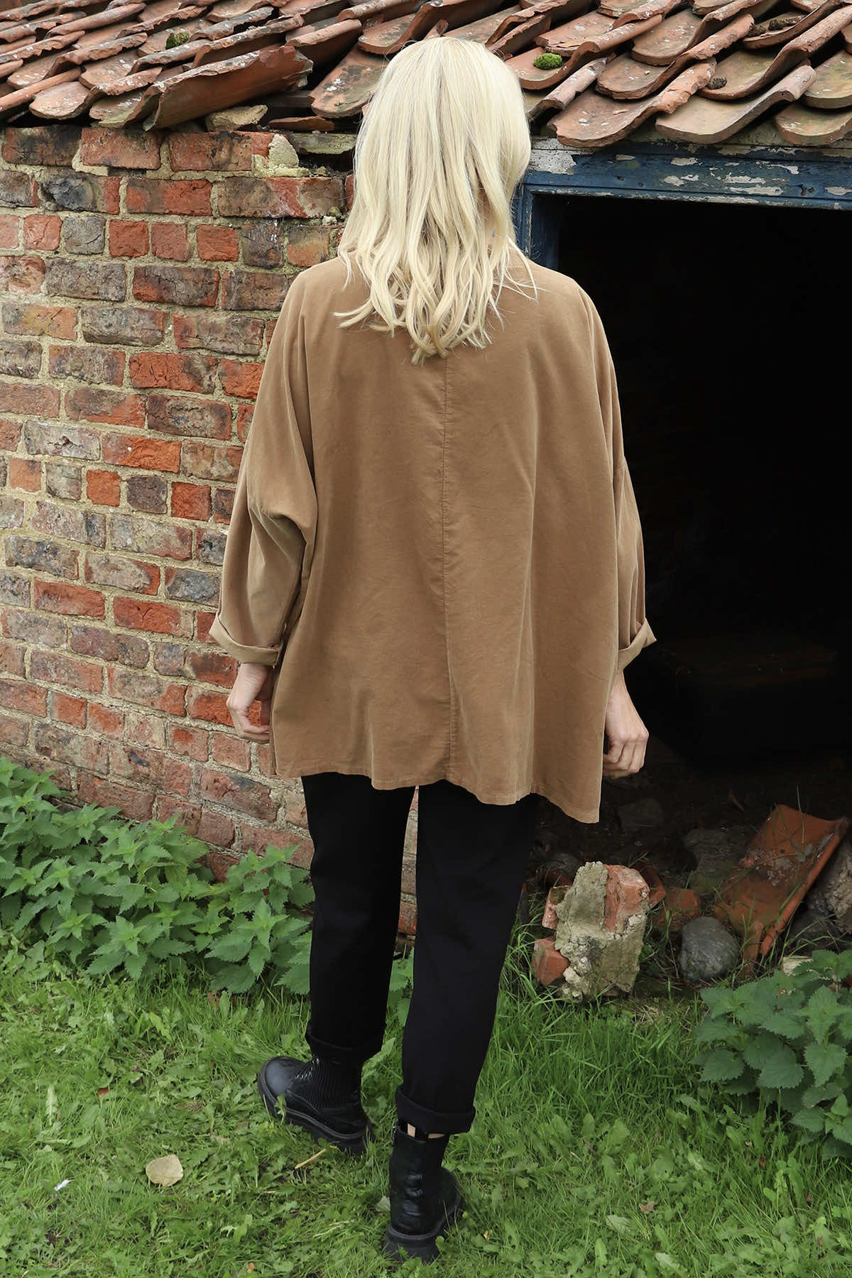 Daisy Needlecord Top Camel