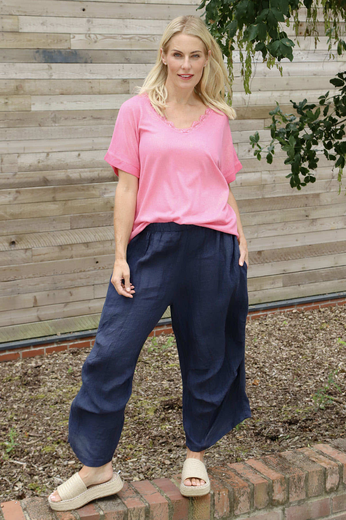 Robyn V-Neck Top Fuchsia