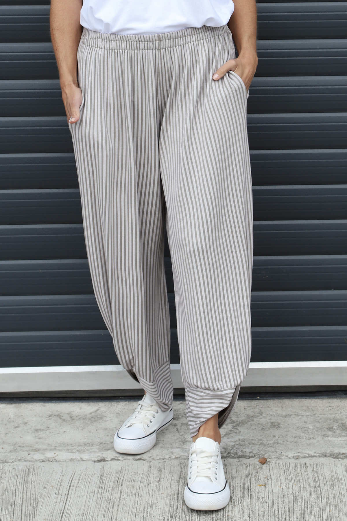 Jacinda Stripe Cotton Trousers Mocha