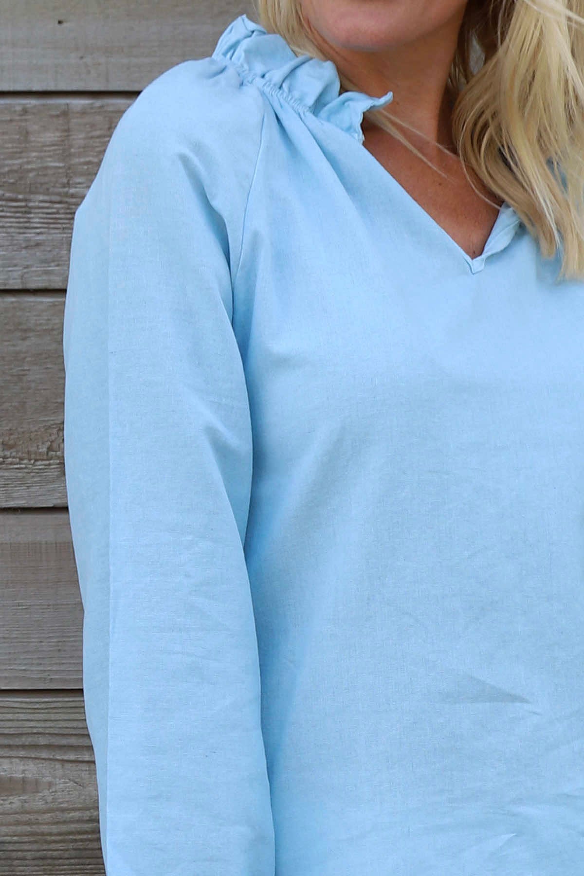 Charmaine Linen Top Light Blue