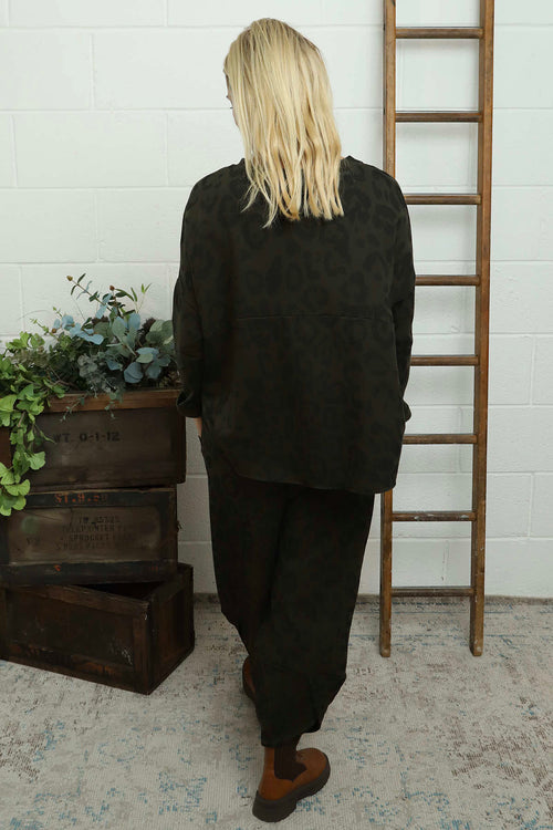 Novalie Leopard Cotton Top Khaki - Image 4