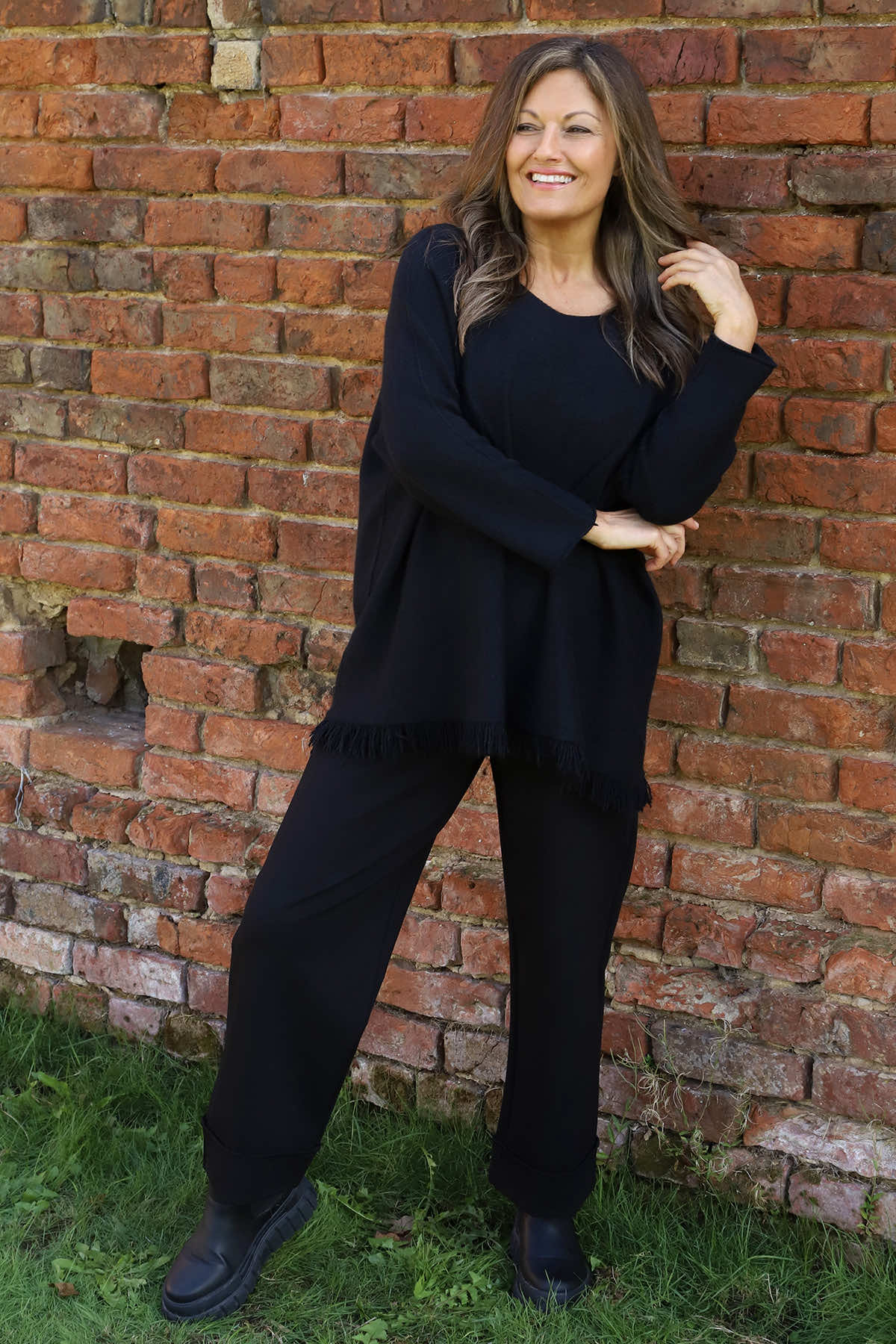 Sally Fringe Hem Jumper Black