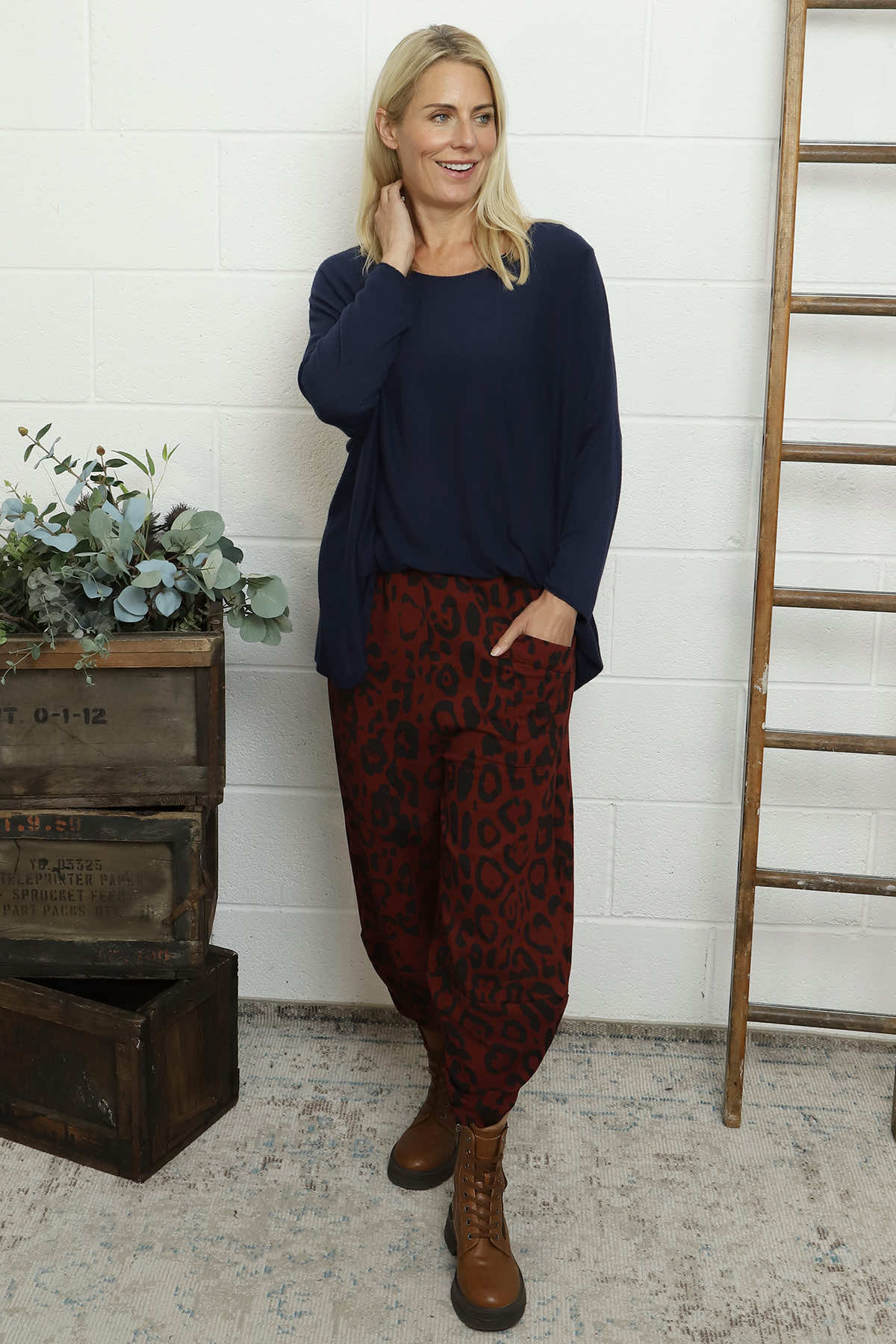 Nerissa Leopard Cotton Trousers Wine