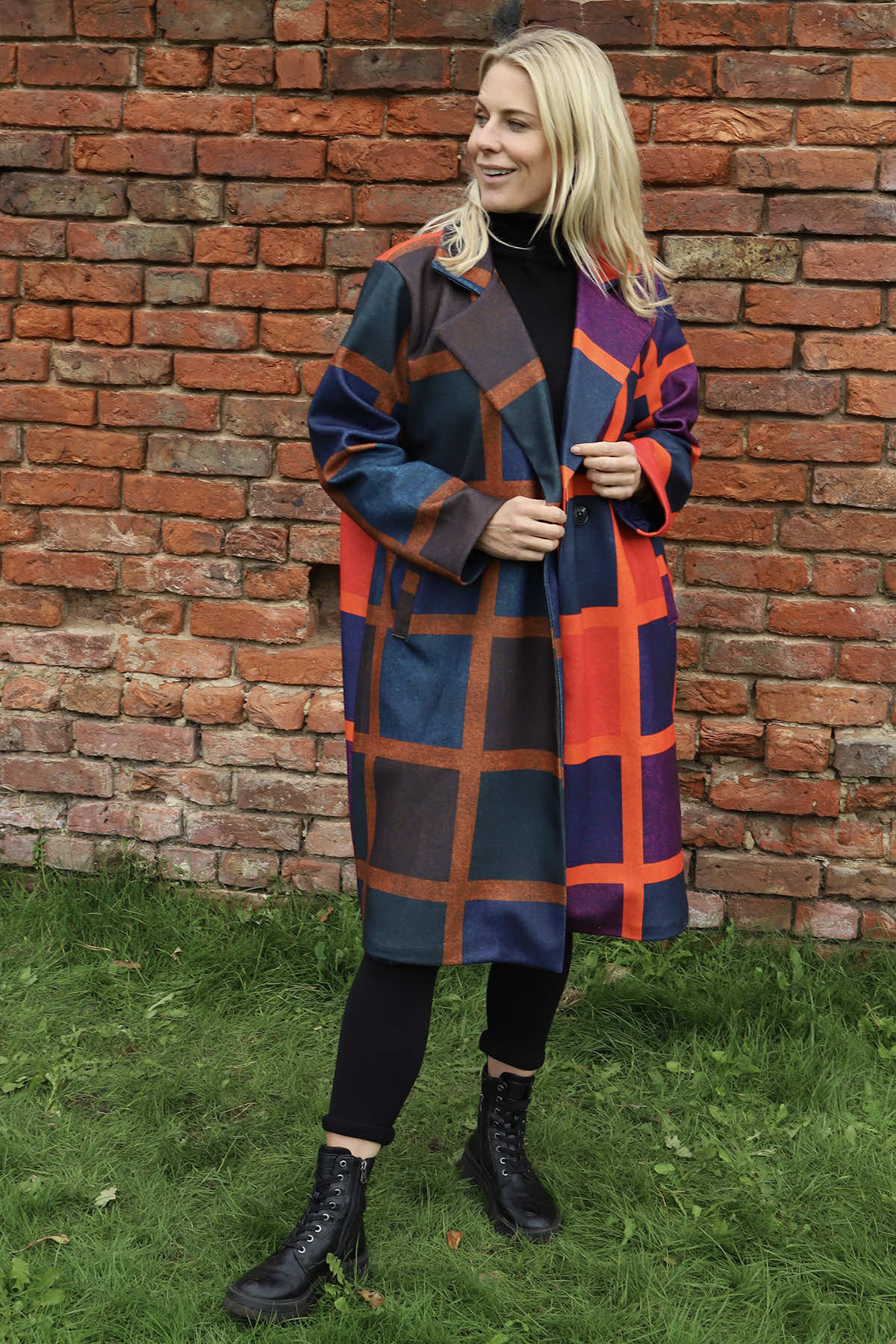 Carys Double Check Coat Navy