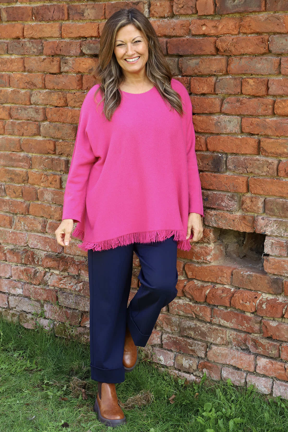 Sally Fringe Hem Jumper Fuchsia