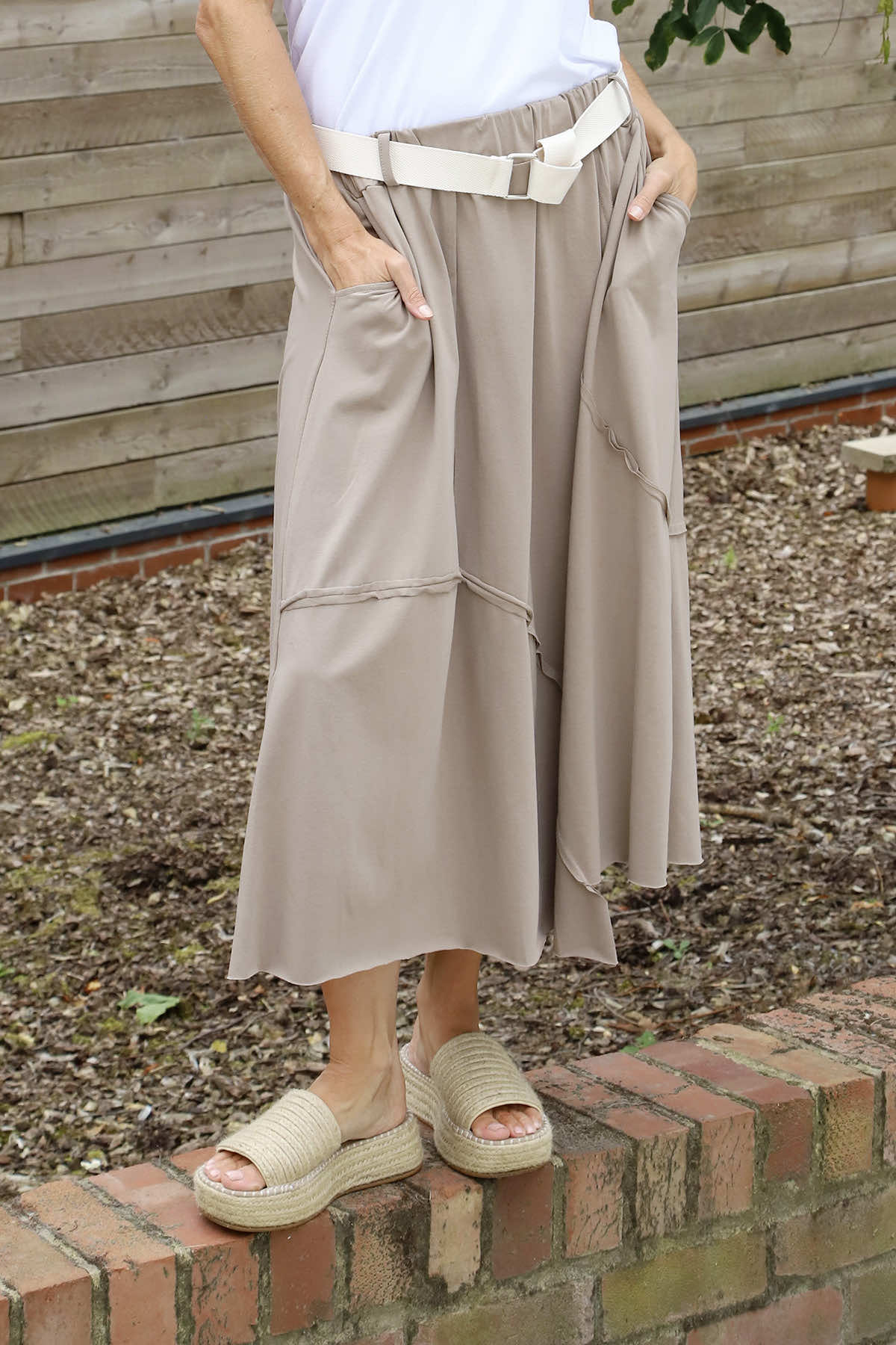 Sophia Belted Cotton Skirt Mocha