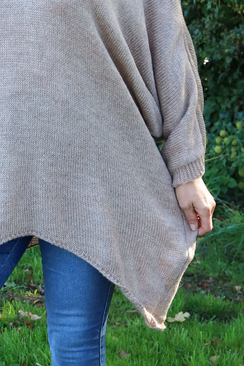 Paulina V-Neck Knitted Jumper Camel - Image 3