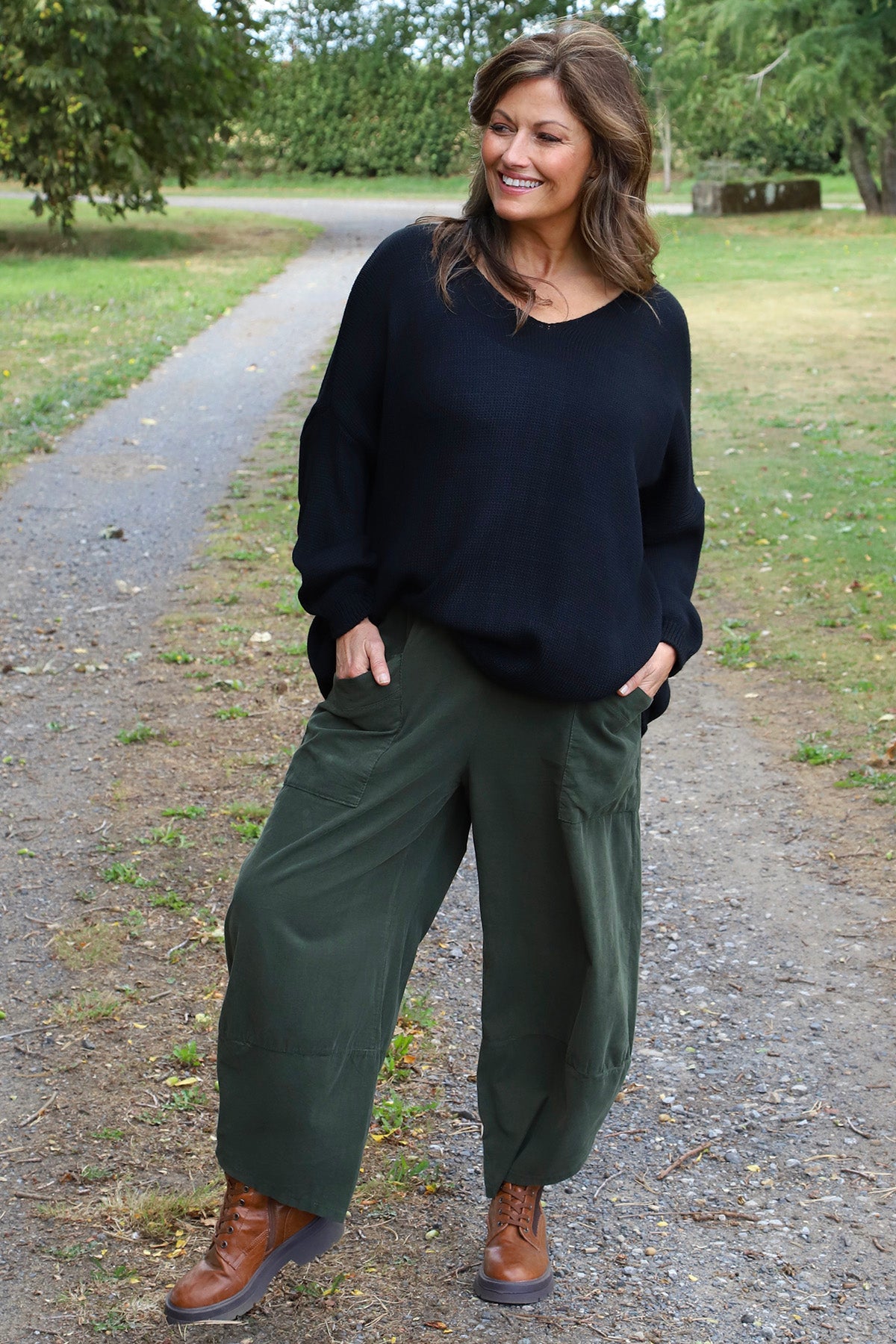 Josephine V-Neck Knitted Jumper Black