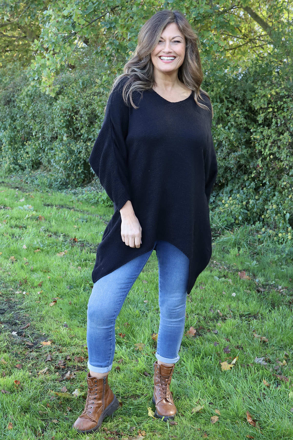 Paulina V-Neck Knitted Jumper Black