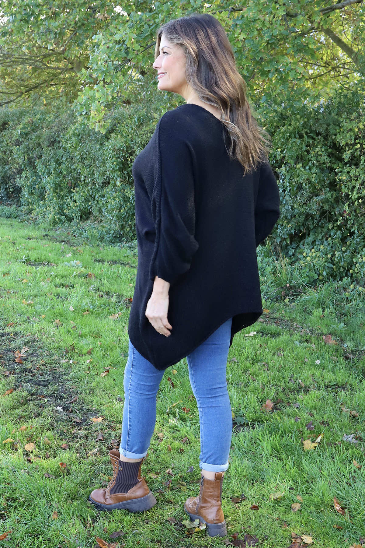 Paulina V-Neck Knitted Jumper Black