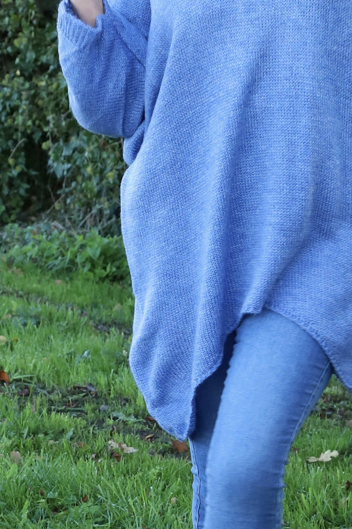 Paulina V-Neck Knitted Jumper Blue