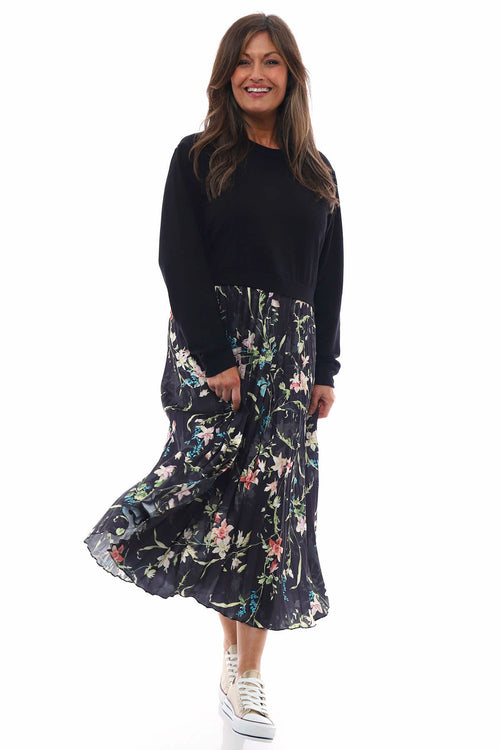 Kinzle Lightweight Floral Pleated Jumper Dress Black
