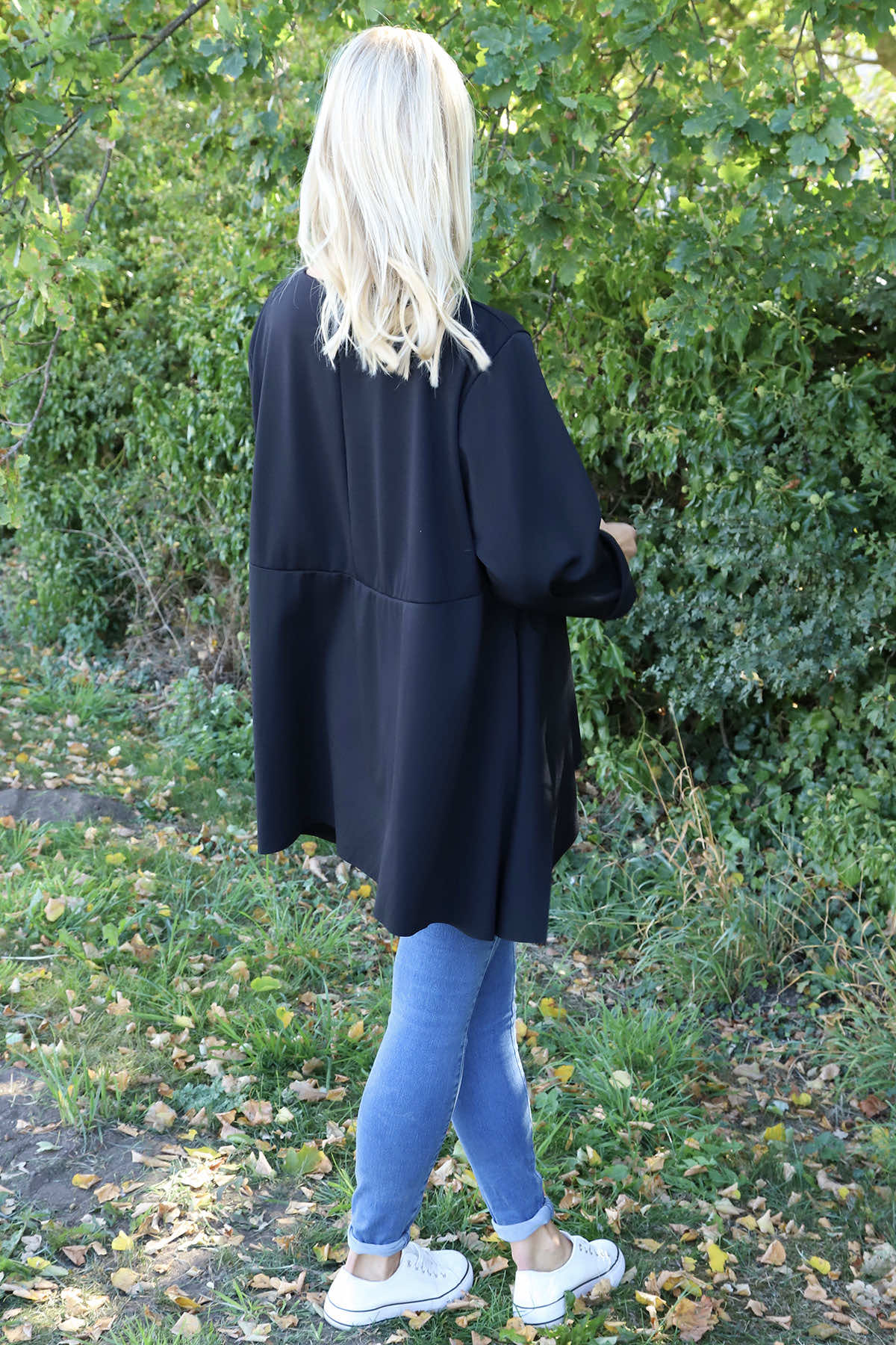 Shannon Seam Detail Top Black