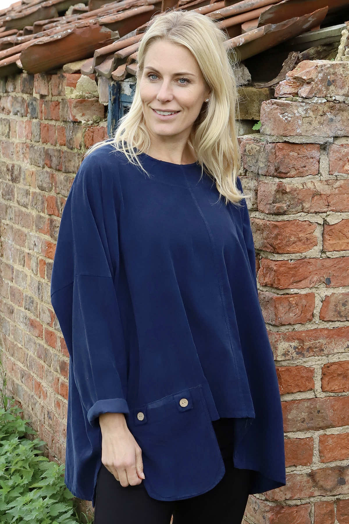 Daisy Needlecord Top Navy