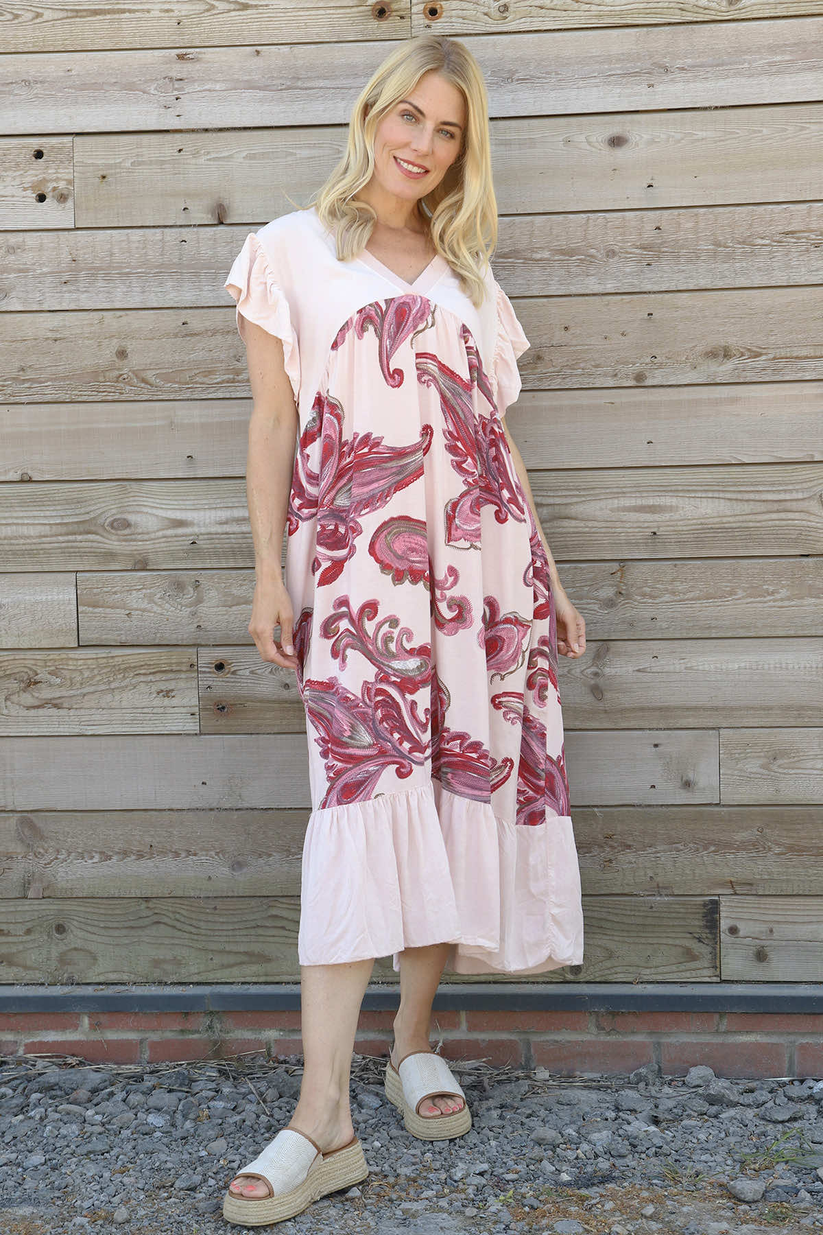 Carli V-Neck Pattern Dress Pink