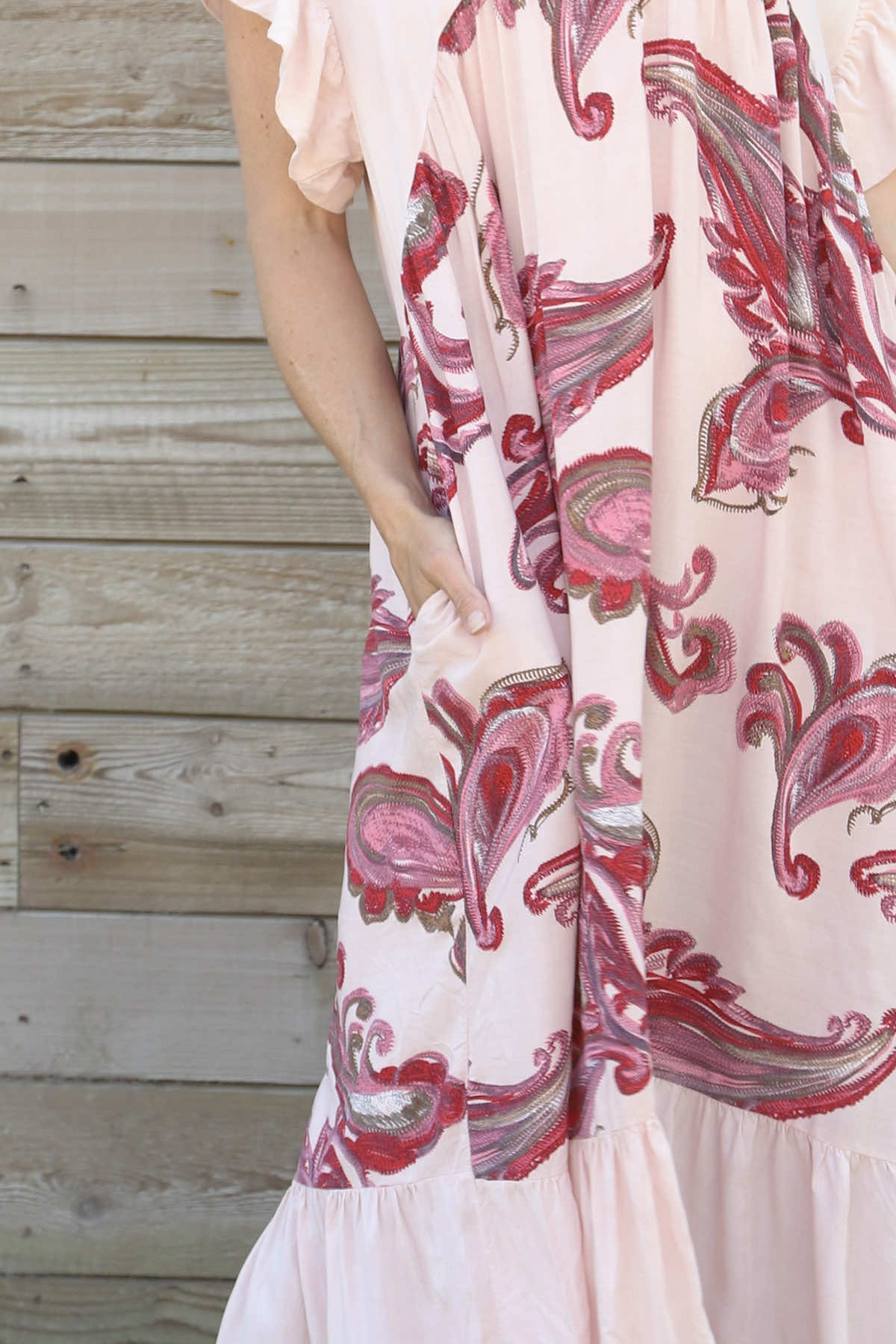 Carli V-Neck Pattern Dress Pink