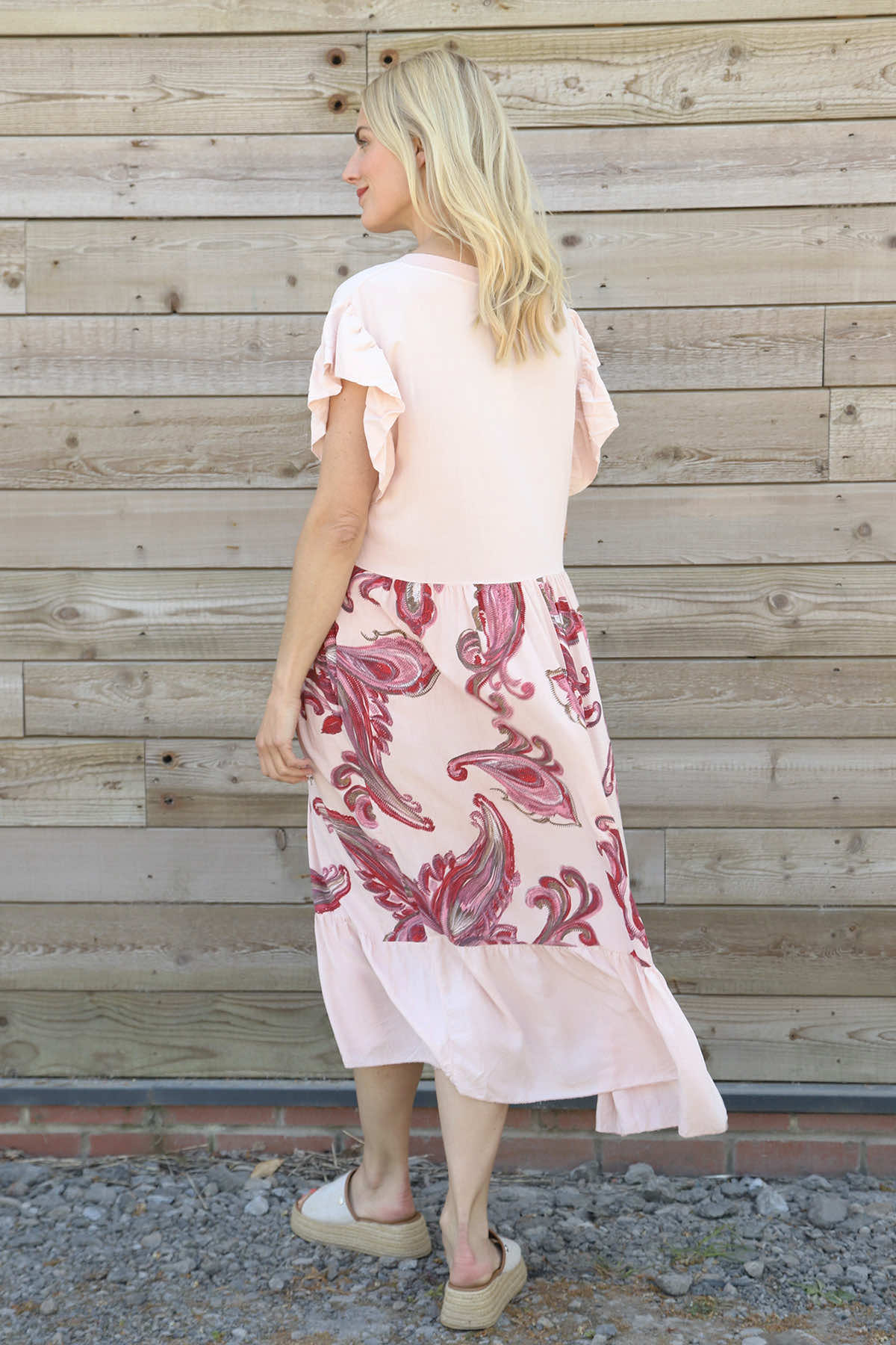 Carli V-Neck Pattern Dress Pink