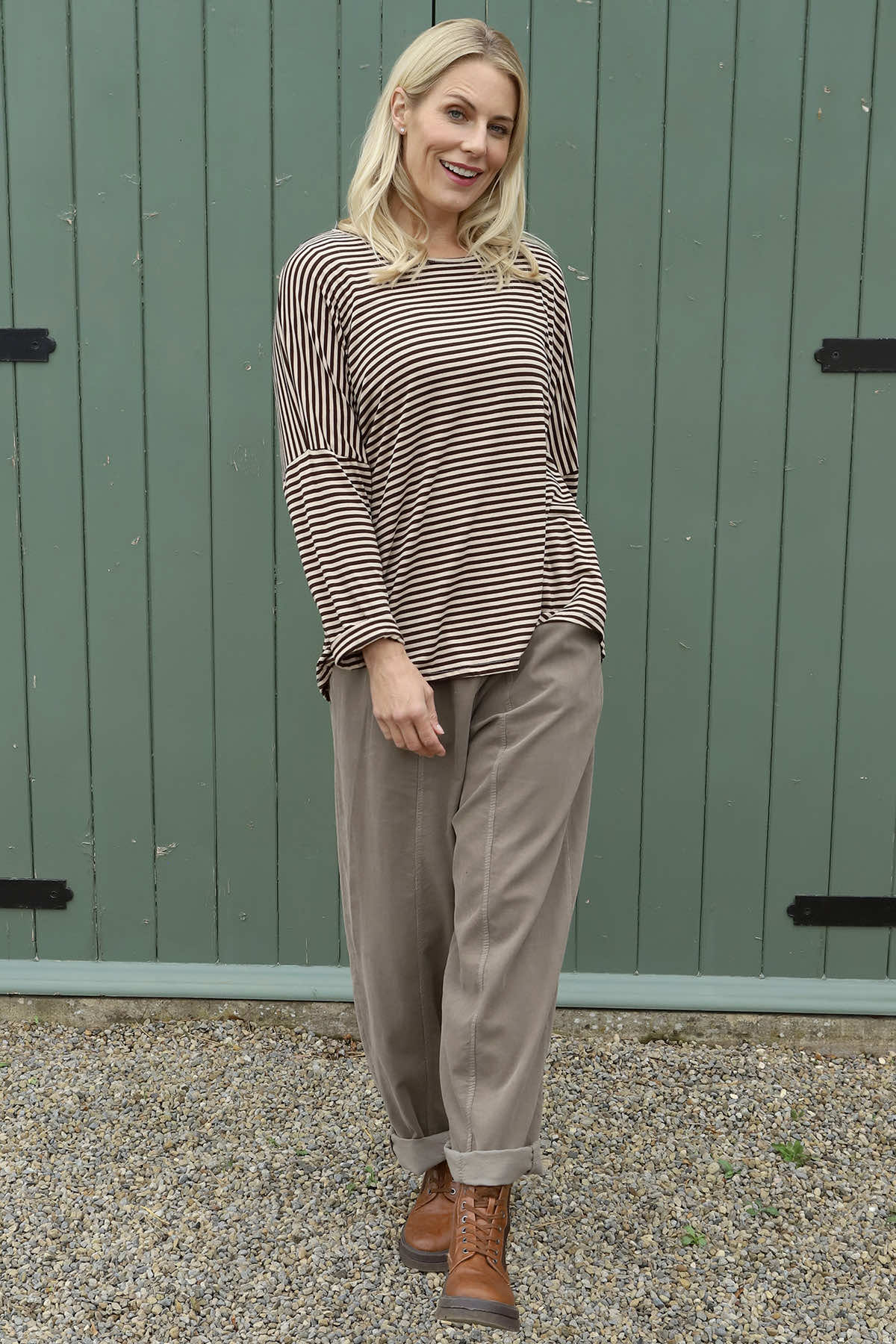 Poppy Needlecord Trousers Mocha