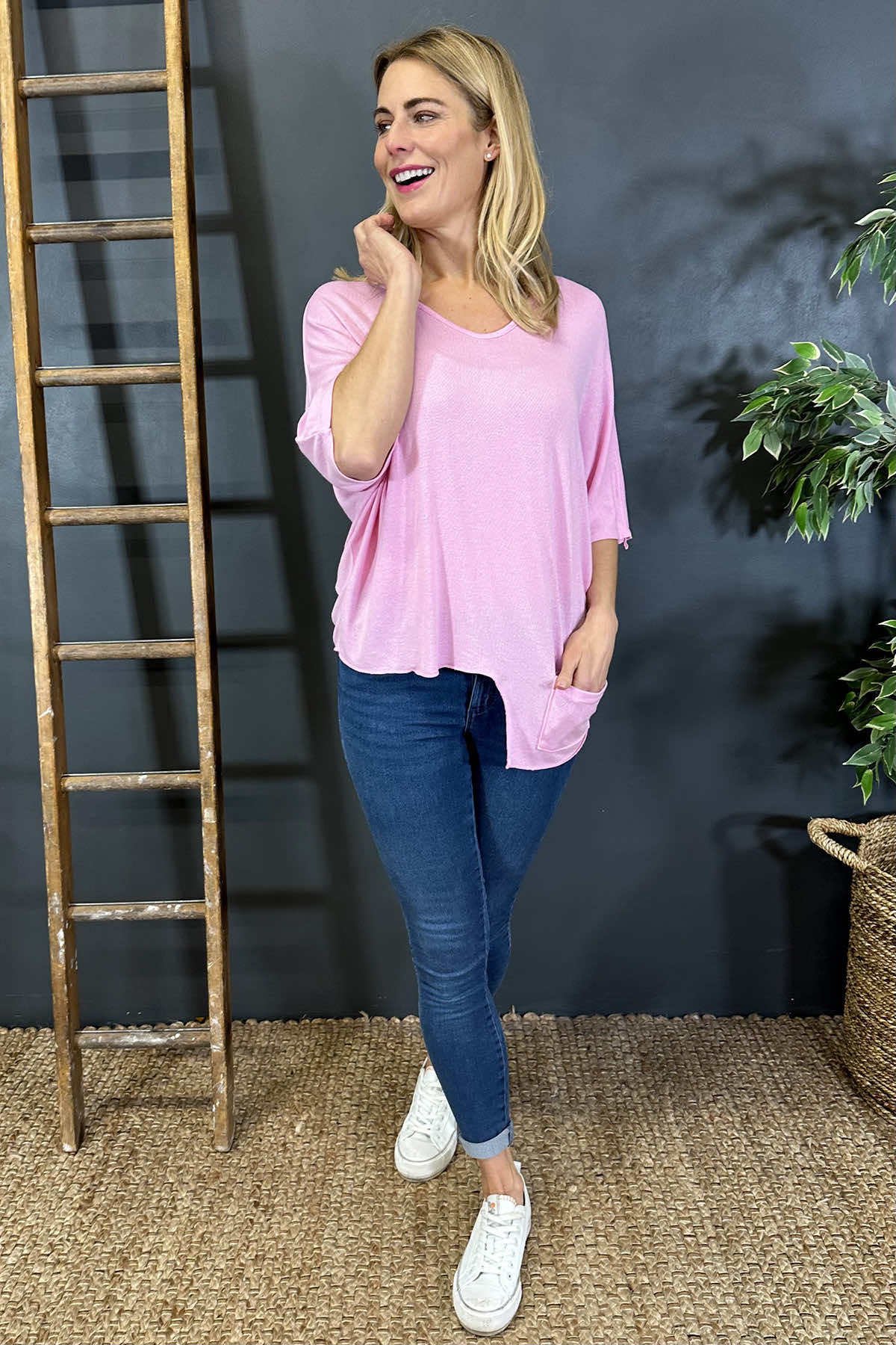 Kenzia Dip Side Top Pink