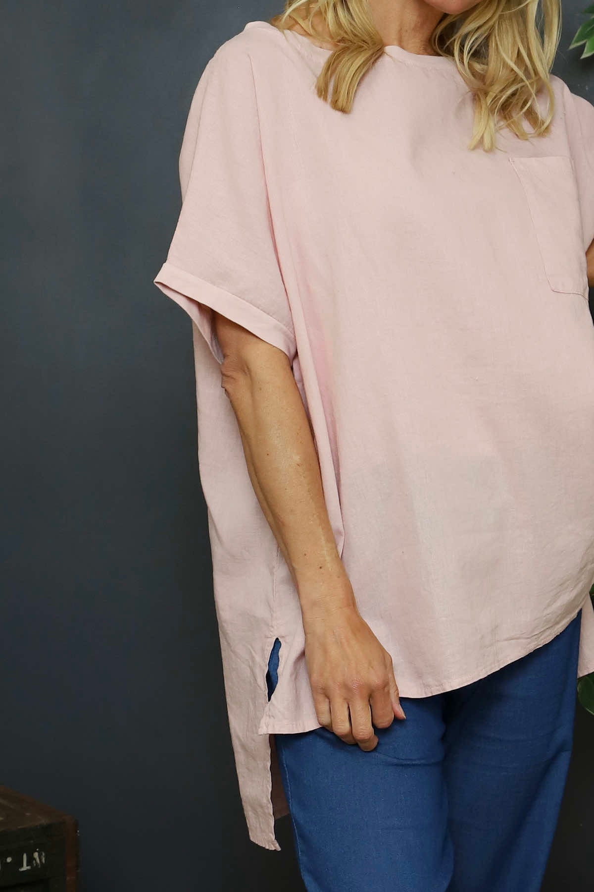 Thekla Linen Top Pink